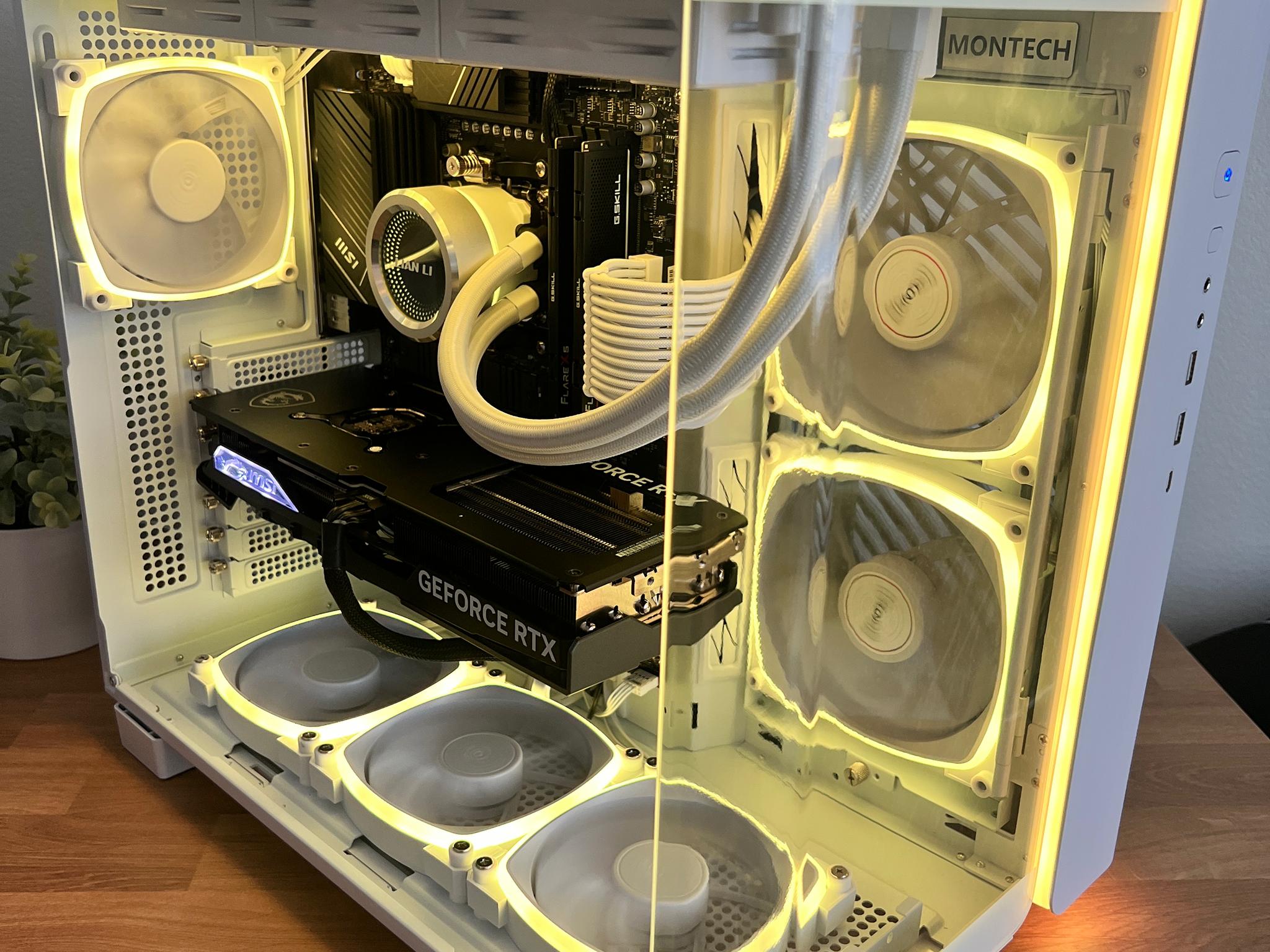 RTX 4070 TI | Ryzen 7 7700x | 32gb DDR5 | 1tb M.2 Gen4 | Gaming PC