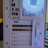 ● White Custom PC ● Ryzen 7 7800X3D | Gefore RTX 5070 12GB | 32GB DDR5-6000 NVME
