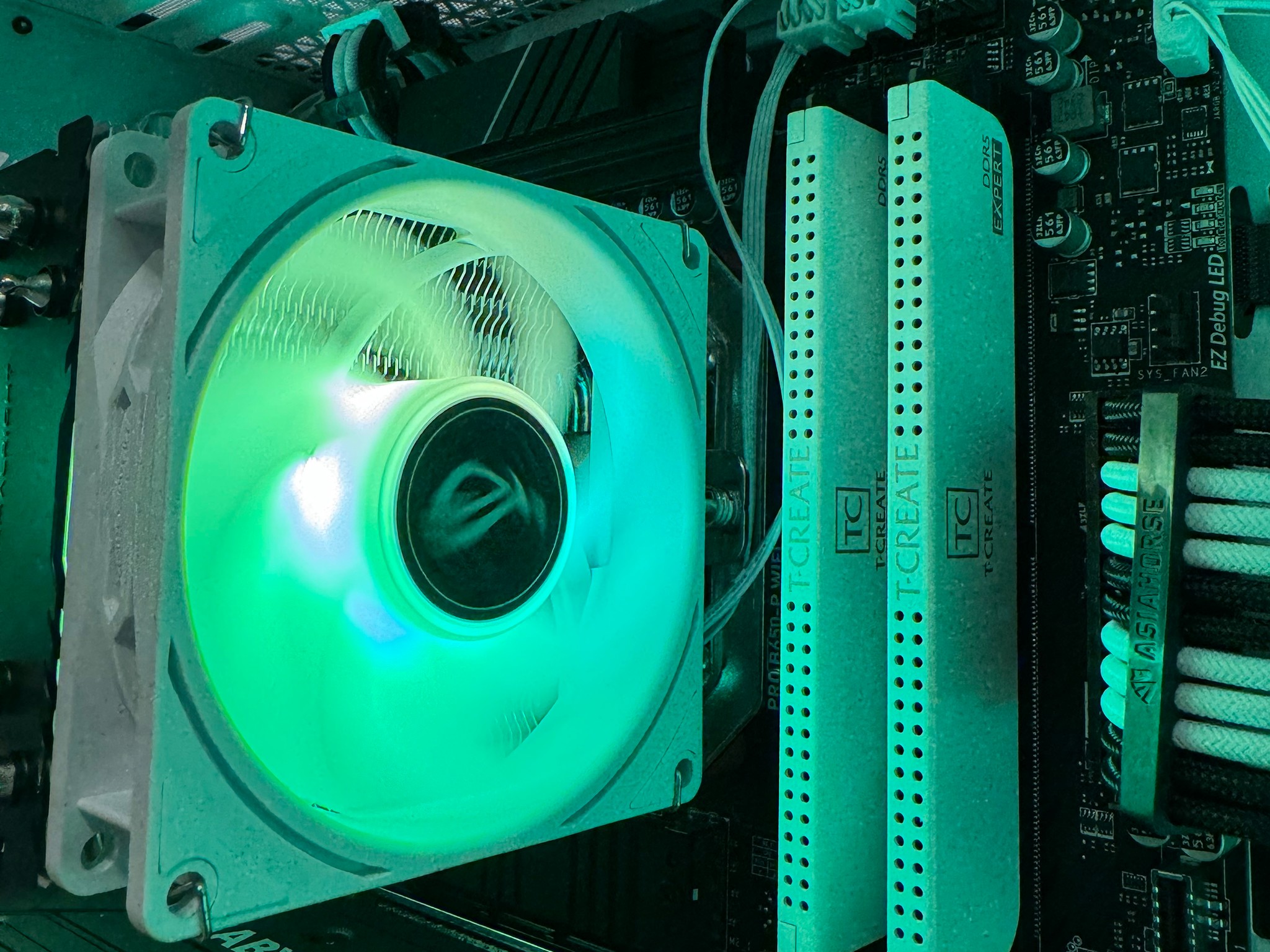 "The Golden Standard" Ryzen 5 7500f, Rx 7800xt, 32gb, WiFi gaming pc