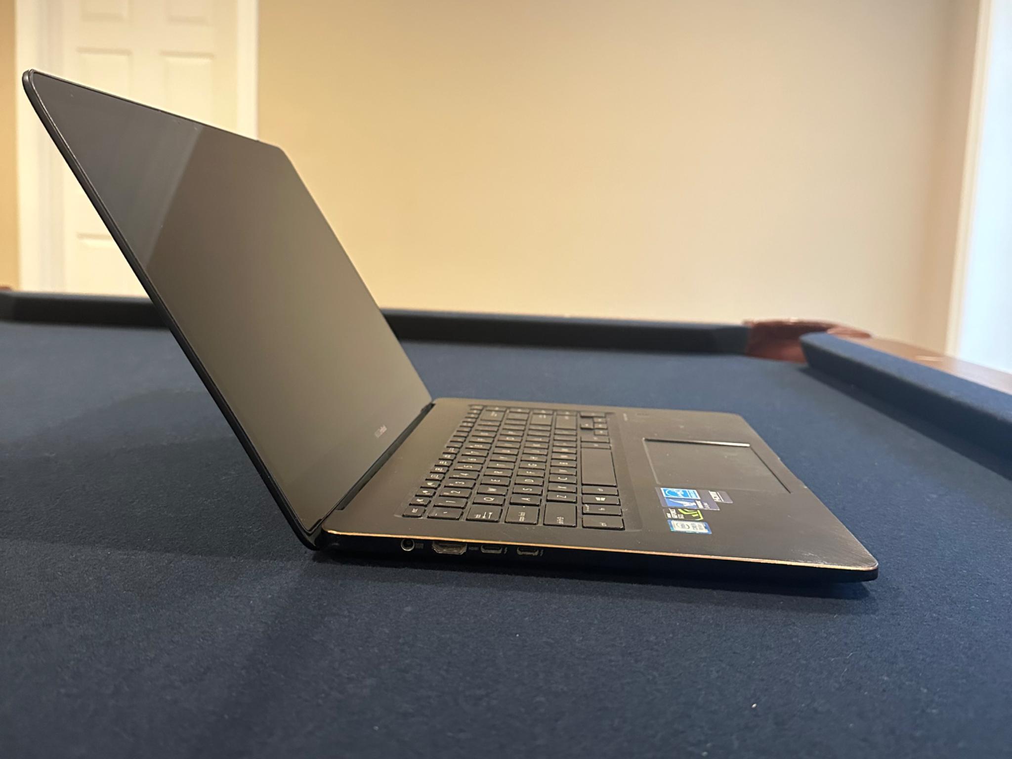 ASUS ZenBook Pro 15 UX580GE; Intel Core i9 8th Gen; NVIDIA GeForce GTX 1050 Ti