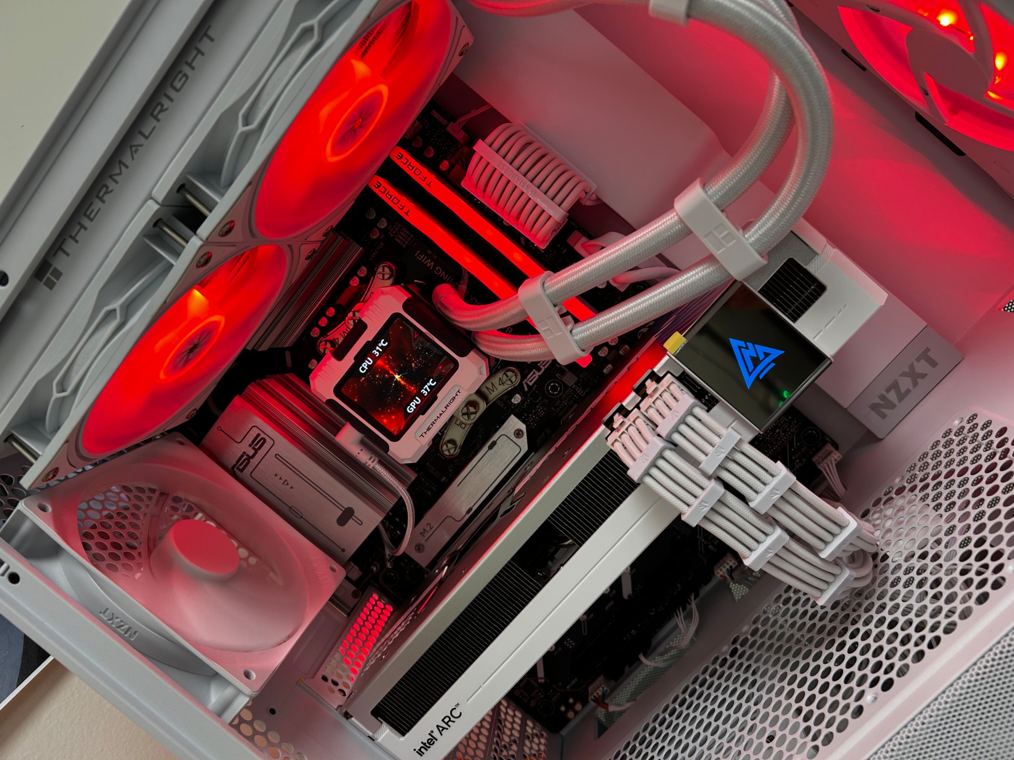 FrostNova A770 – Ryzen 7600X | Intel Arc A770 16GB | DDR5 6400 | 1TB Gen4 NVMe 🚀