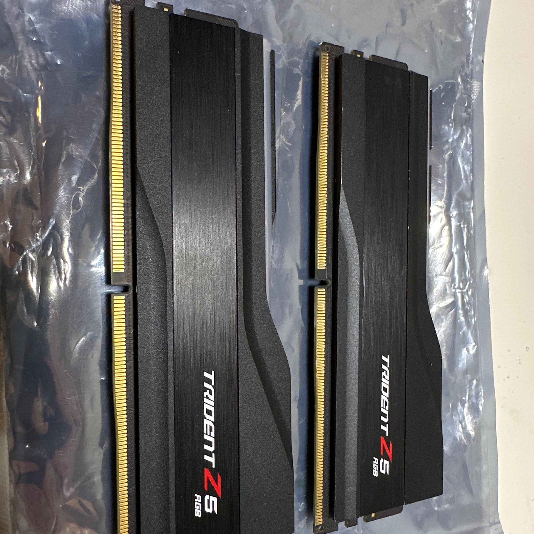 32GB RGB DDR5 5600Mhz - G.Skill Trident Z5