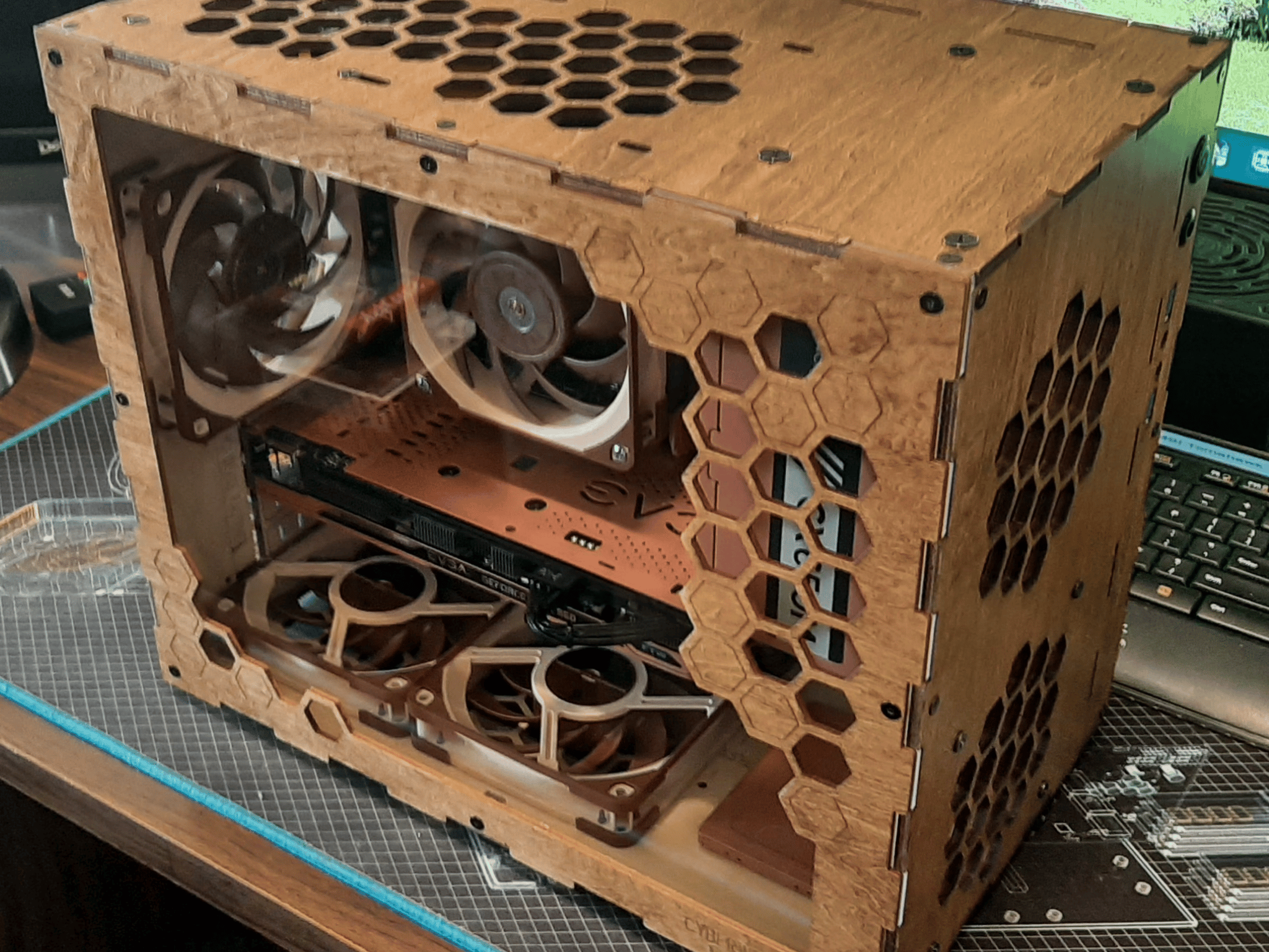 Perfect Christmas Gift / Beautiful One-of-a-Kind Custom Built Wood Case Computer