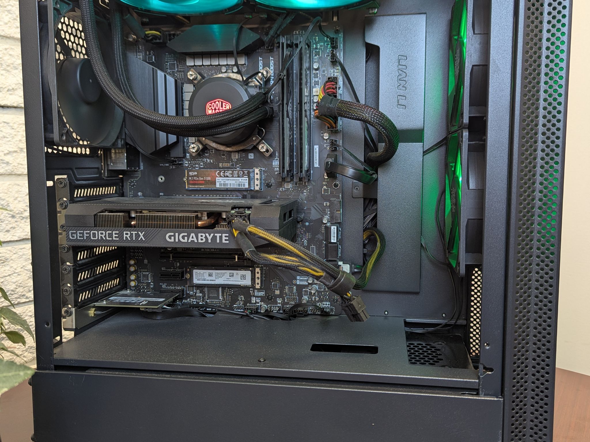 i7-10700K | RTX 3060 8GB | 32GB DDR4 | 1.5 TB NVMe Storage