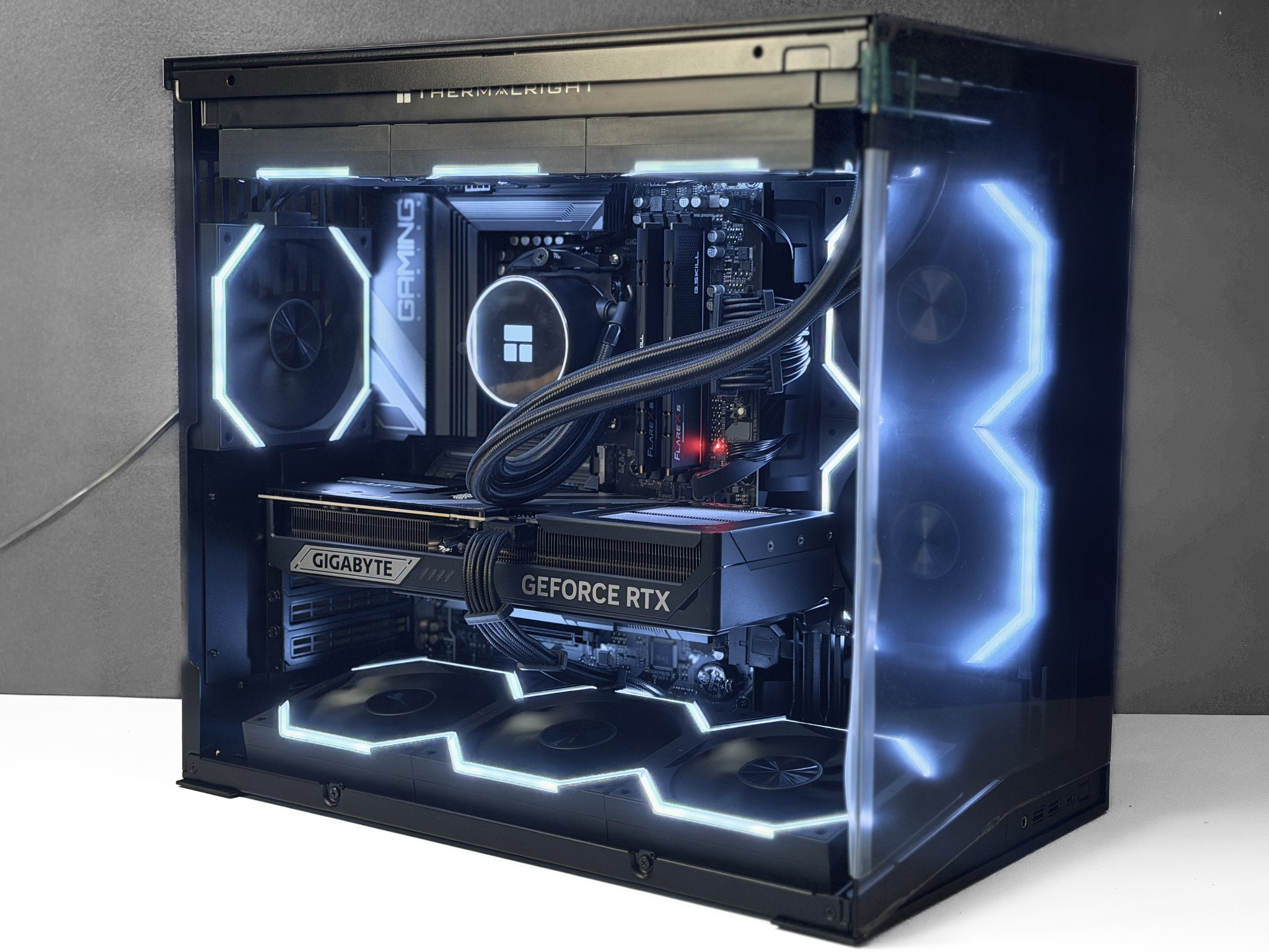 Signature Series RTX 5070 Ti • Ryzen 7 7700X • 32GB DDR5 • 2TB NVMe