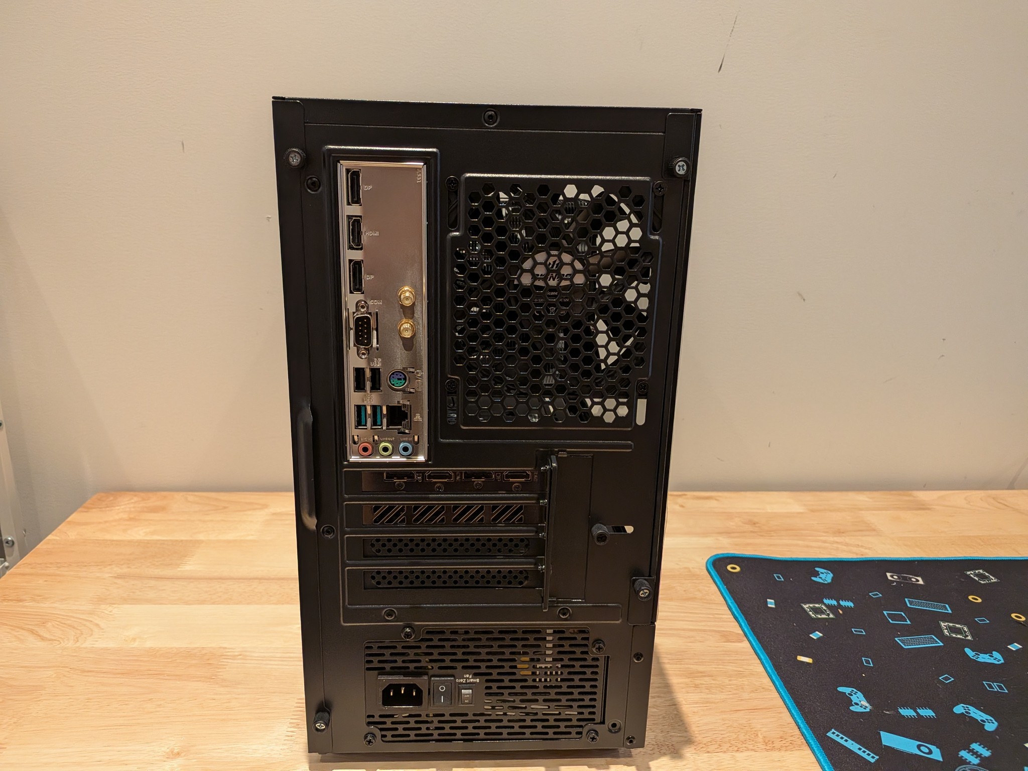 1440p Slayer - AMD Radeon RX 7800 XT, Intel Core Ultra 5 235, 32 GB DDR5 RAM, 1 TB NVME, RGB