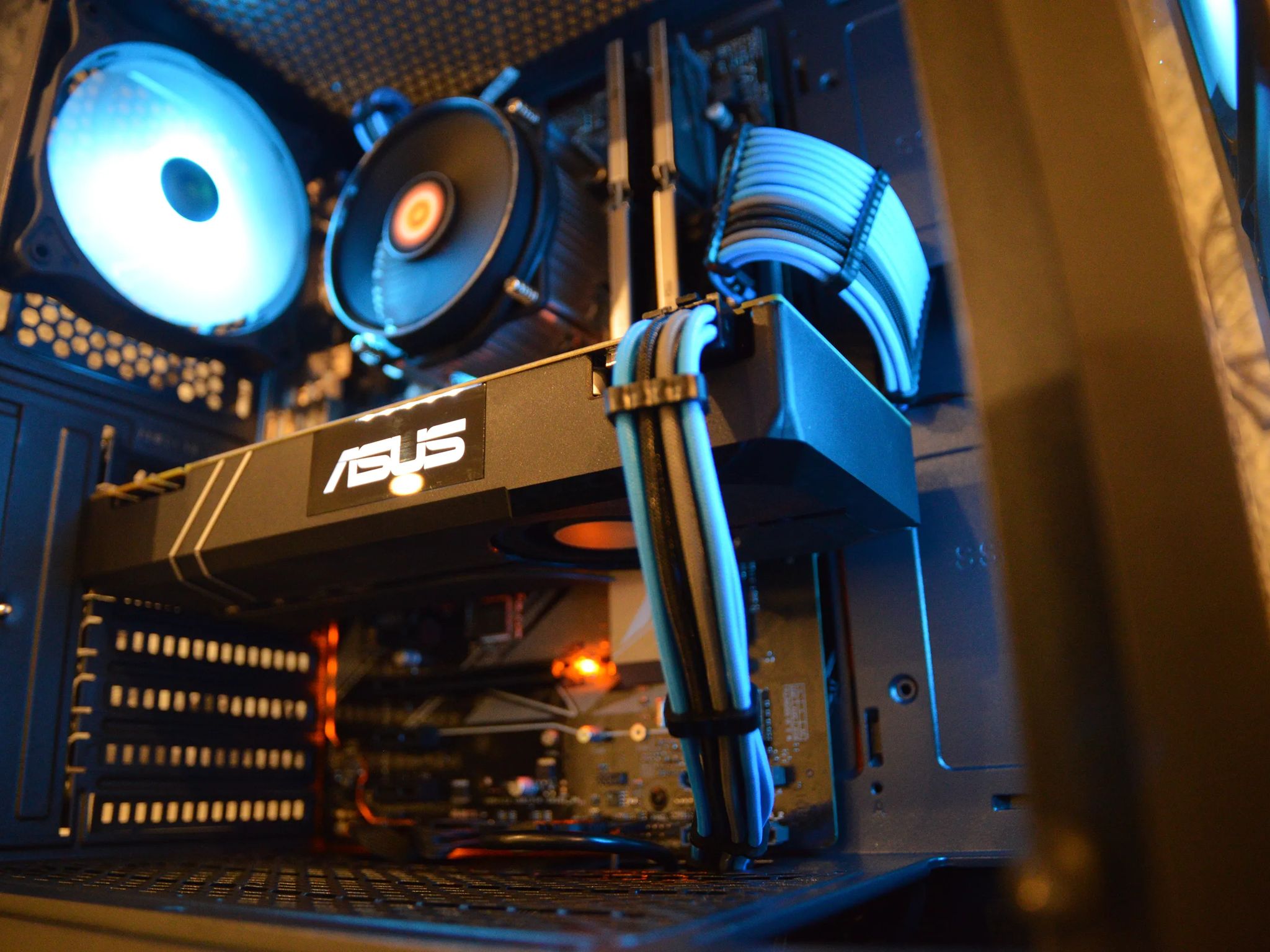 ⚫️🔵 Midnight Azure 🔵⚫️| Intel Core I7 8700K | NVIDIA GTX 1070 | 16GB RAM | 1TB NVME SSD |
