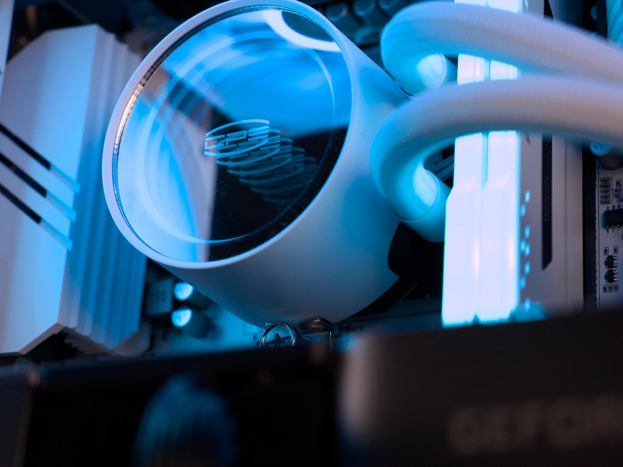 🧊❄️🧊 White Gaming PC – RTX 3070 TI, Ryzen 5 5600, 16GB RAM, 1TB NVMe SSD - WiFi, BlueTooth 🧊❄️🧊