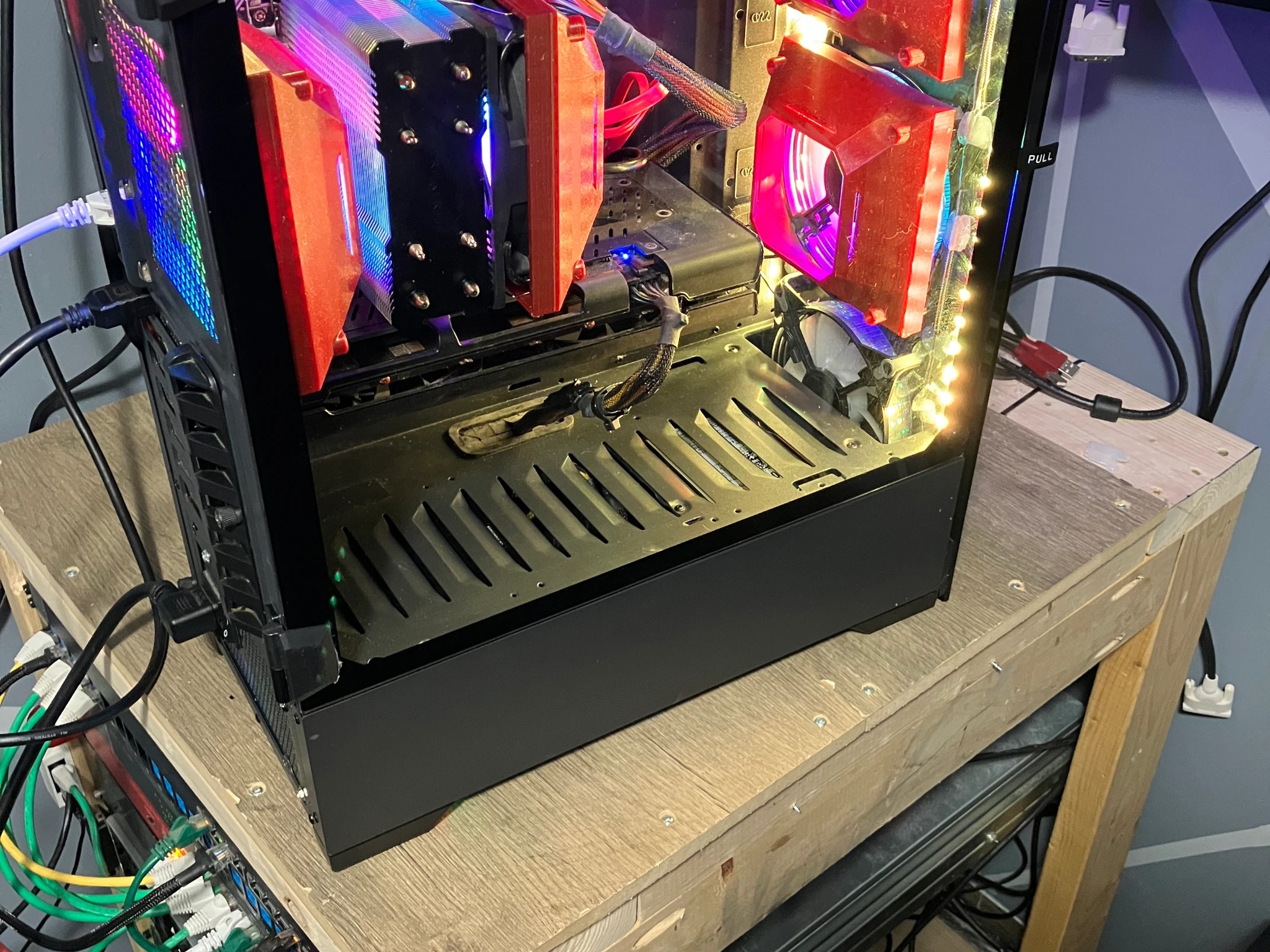 i5-9400f | RX 5500 XT | 16 GB Ram | 512 GB NVMe | 2 x 1 TB Game HDD | 700W PSU | Win 11 Pro