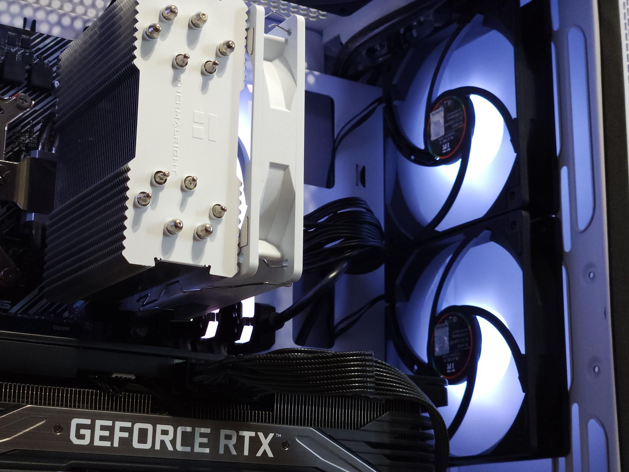 RTX 3070 | Ryzen 7 5700X | 32GB DDR4 RAM 3600 MTs | 1 TB NVME SSD | WIFI & BT