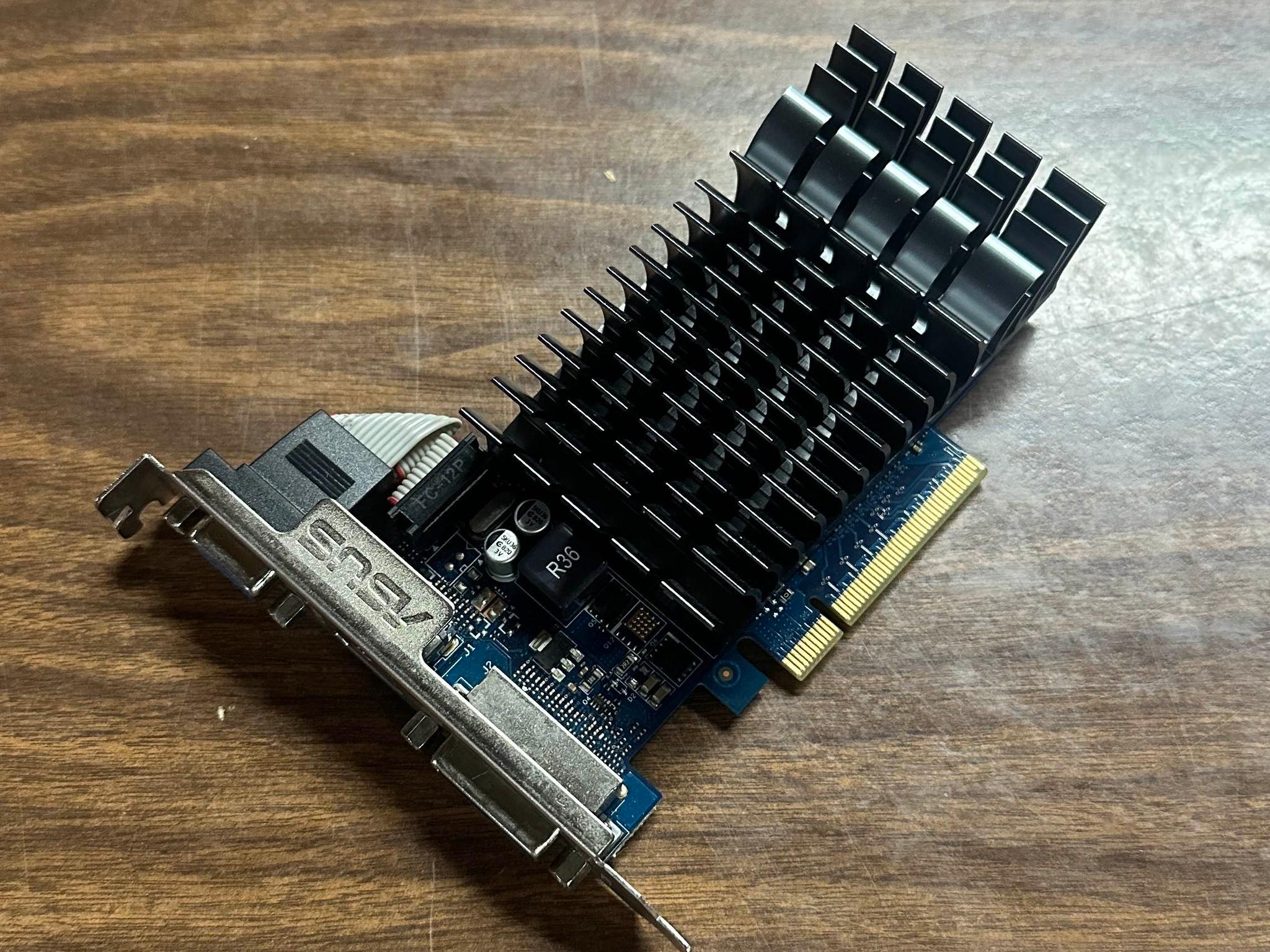 ASUS Nvidia Geforce GT 730 2GB GDDR3 PCIE x8 Graphics Card VGA DVI HDMI