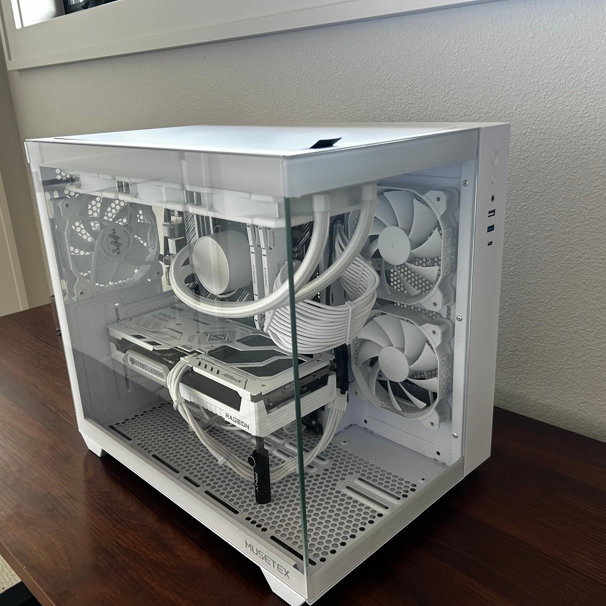 Custom White Gaming Pc non-rgb