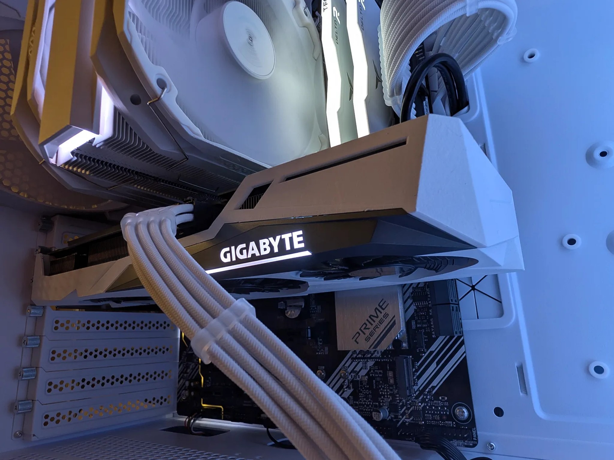 ❄️🧊👻FROZEN GHOST👻🧊❄️CUSTOM WHITE RTX 3060 12GB|AMD RYZEN 5 3600|ASUS PRIME B550-PLUS|1080P BEAST