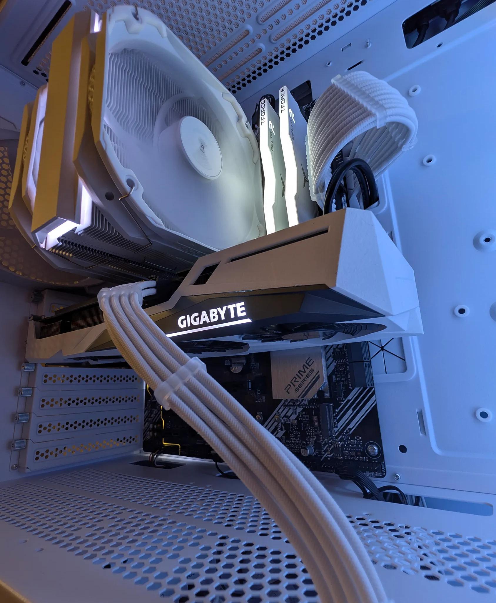❄️🧊👻FROZEN GHOST👻🧊❄️CUSTOM WHITE RTX 3060 12GB|AMD RYZEN 5 3600|ASUS PRIME B550-PLUS|1080P BEAST