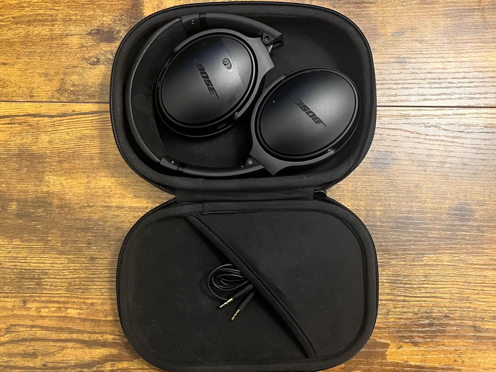 Bose QuietComfort 35 II Noise Cancelling Wireless Headphones + Headset Buddy ClearMic