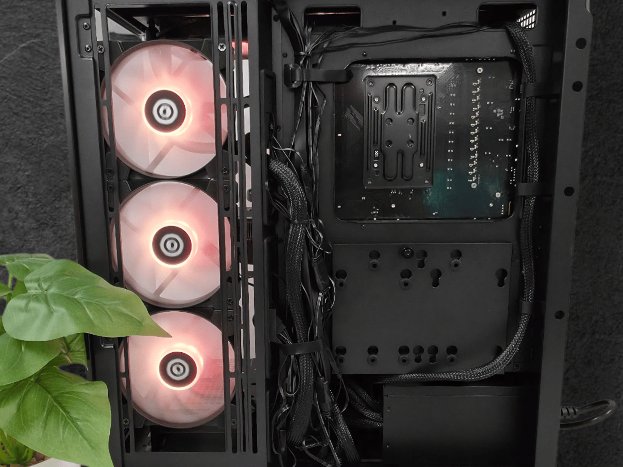 1440p High FPS Streaming Gaming PC (RTX 5080, 9800X3D, 32GB DDR5 6000MHz)