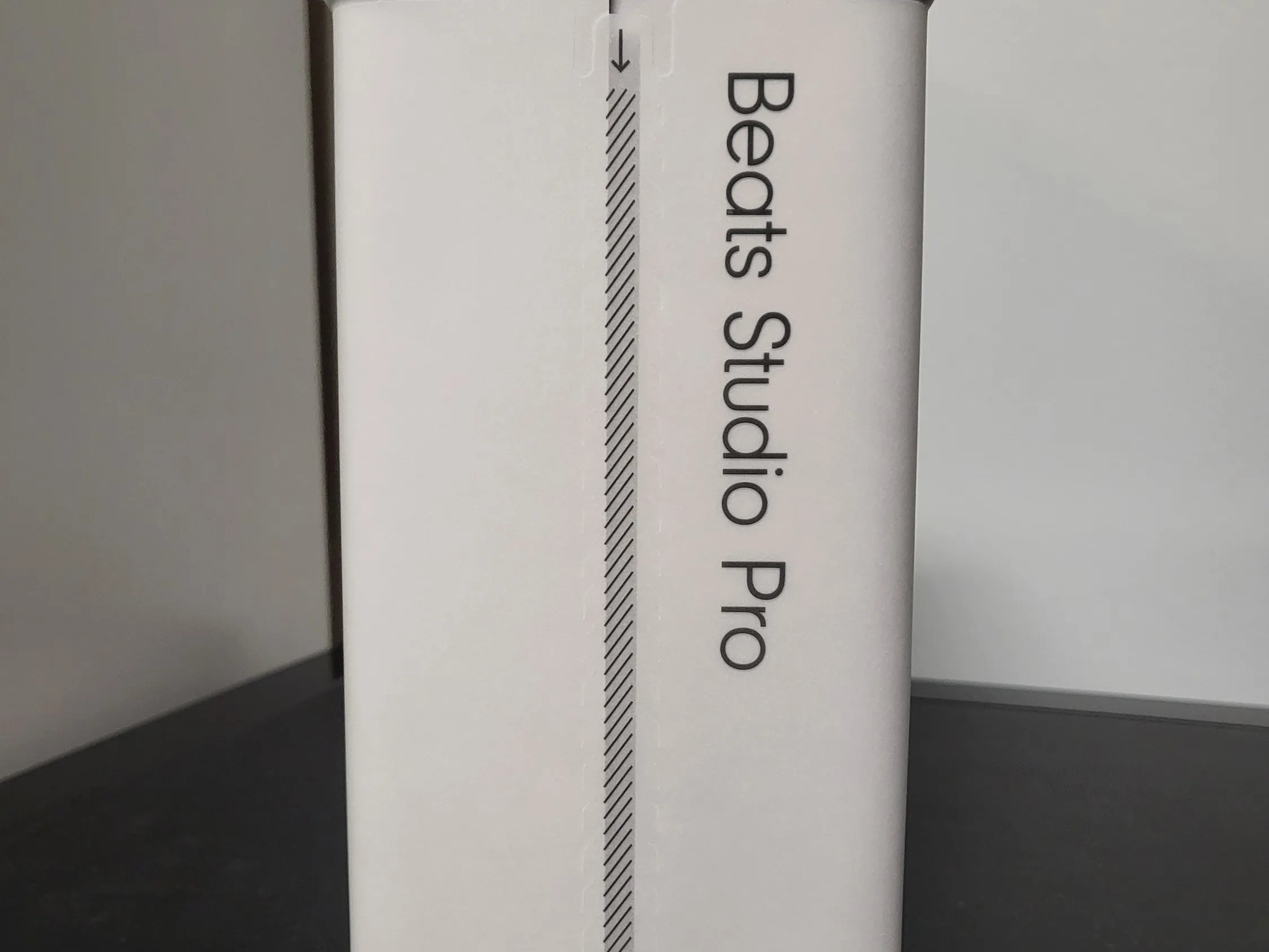 BNIB Beats Studio Pro