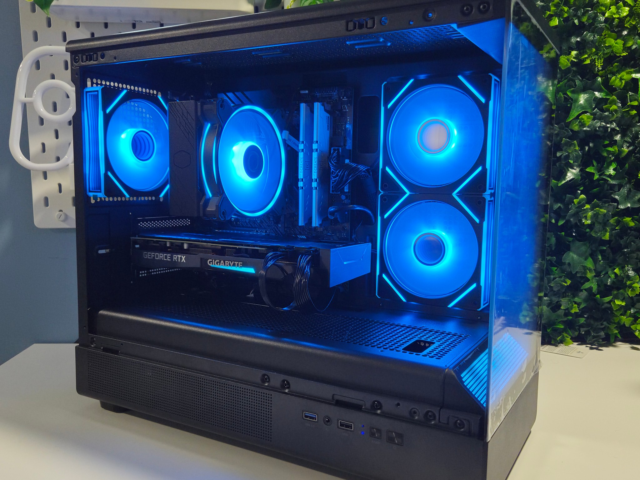 All black Pc Rtx 3070 / Ryzen 5 5600g