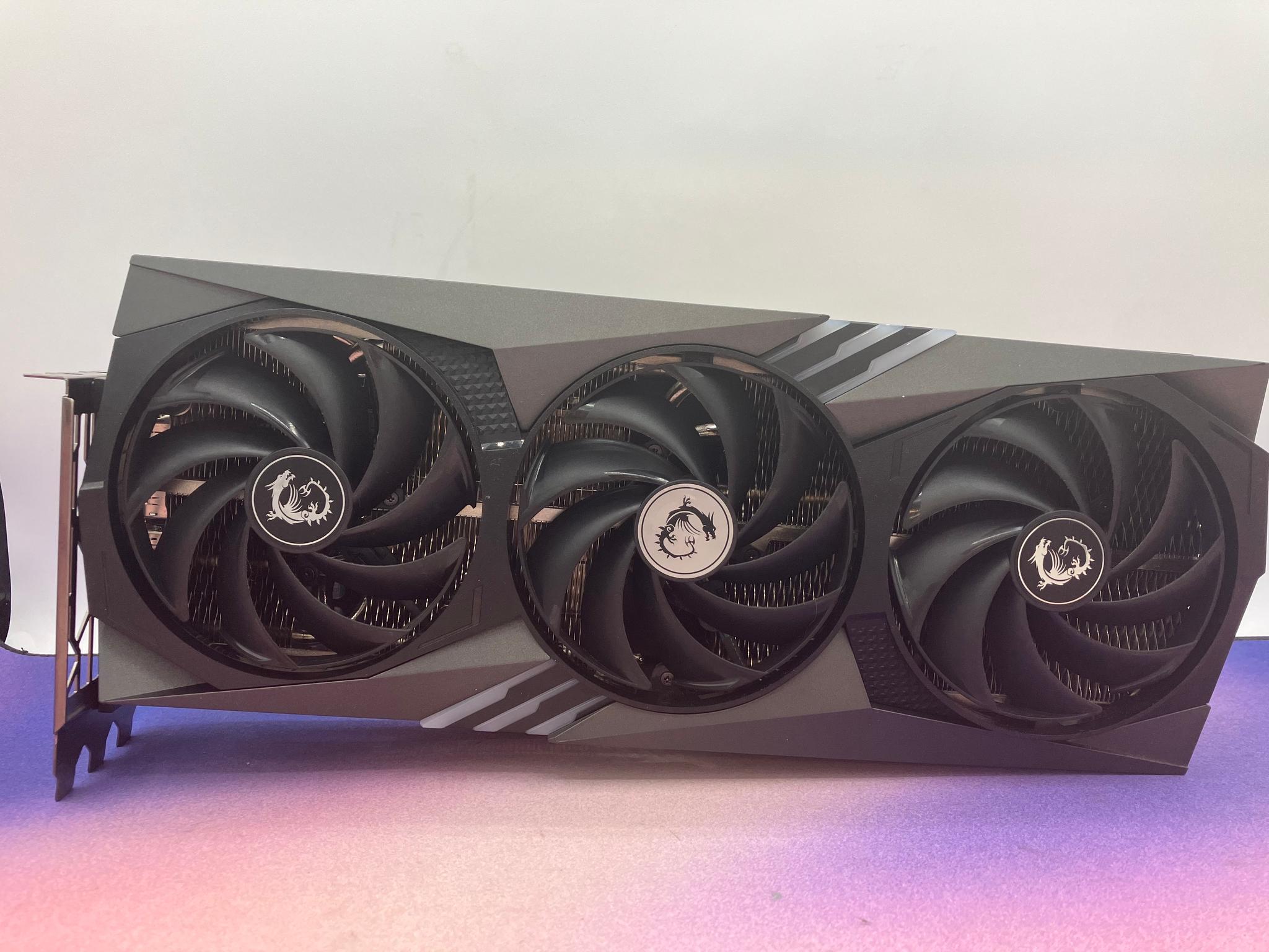 MSI GAMING X TRIO GeForce RTX 4070 Ti - Image 1
