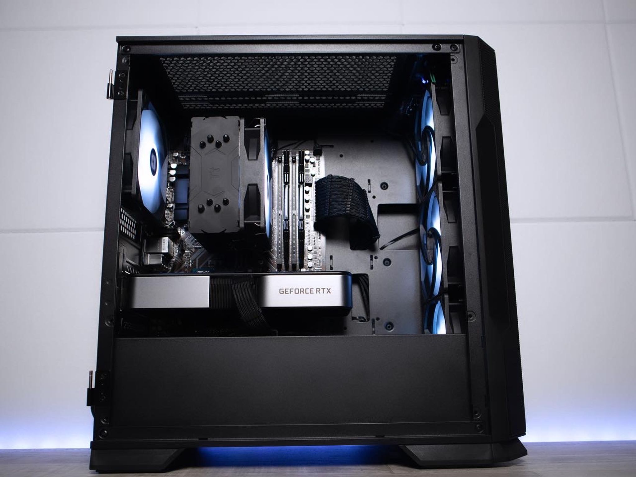 RTX 3070 | Ryzen 5 5600X | 1TB NVME | 16GB RAM