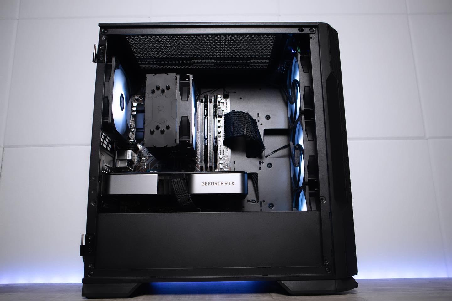 RTX 3070 | Ryzen 5 5600X | 1TB NVME | 16GB RAM