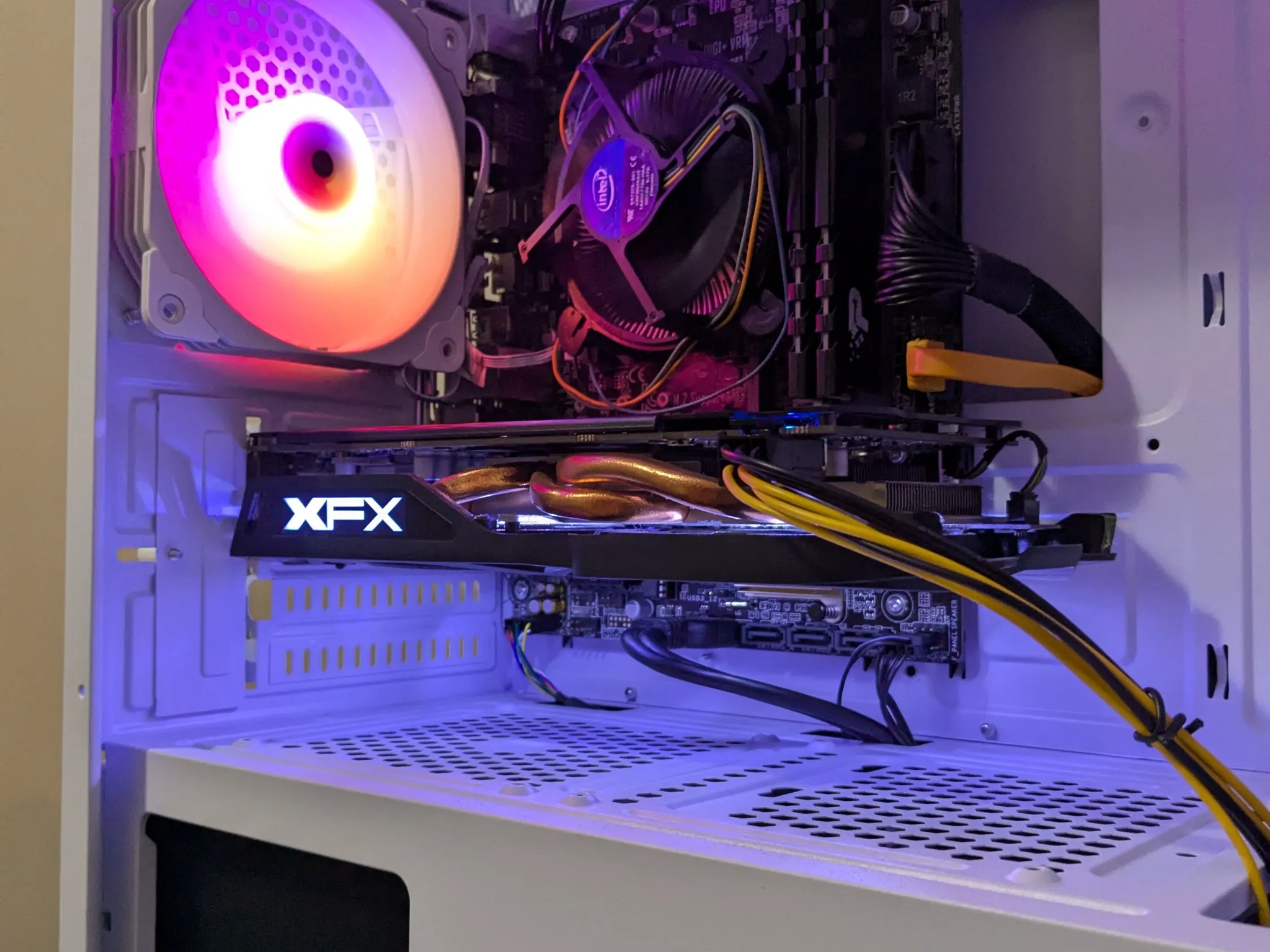 90 FPS Fortnite| 180 Day Warranty| i5-6500, RX 470 4GB, 16GB DDR4, 500GB SSD, Win10, RGB