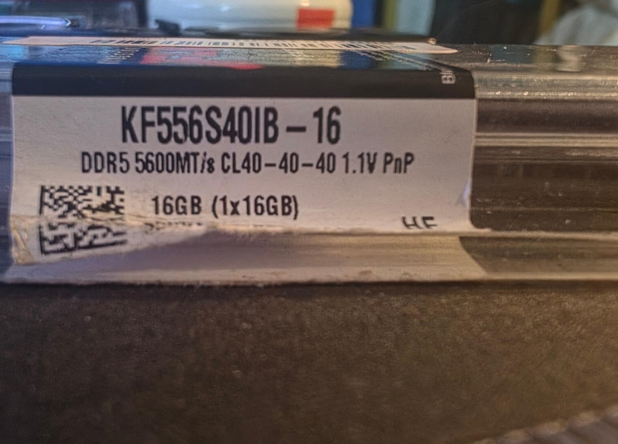 Brand new Kingston fury impact never used.