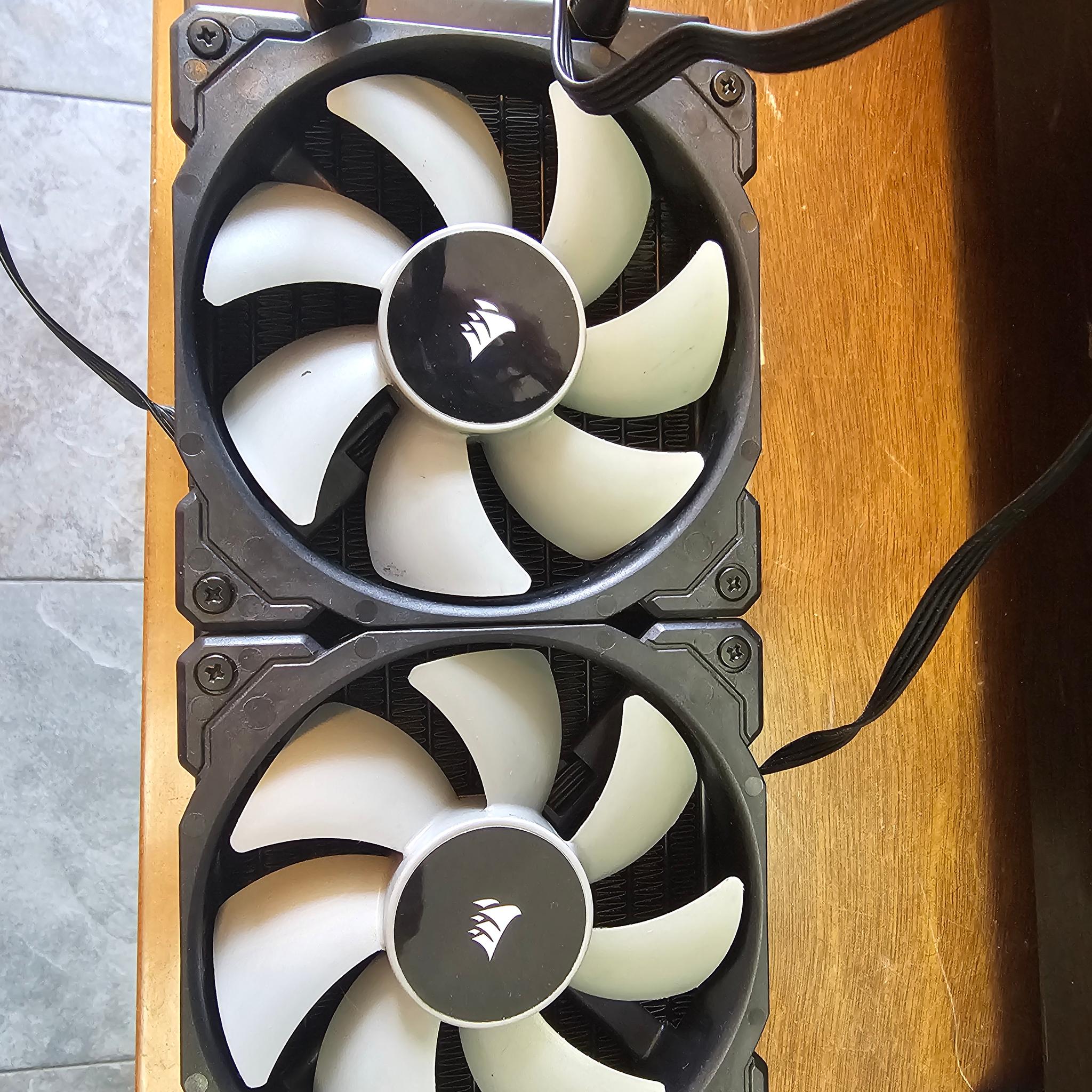 Corsair iCUE H100i RGB PRO XT