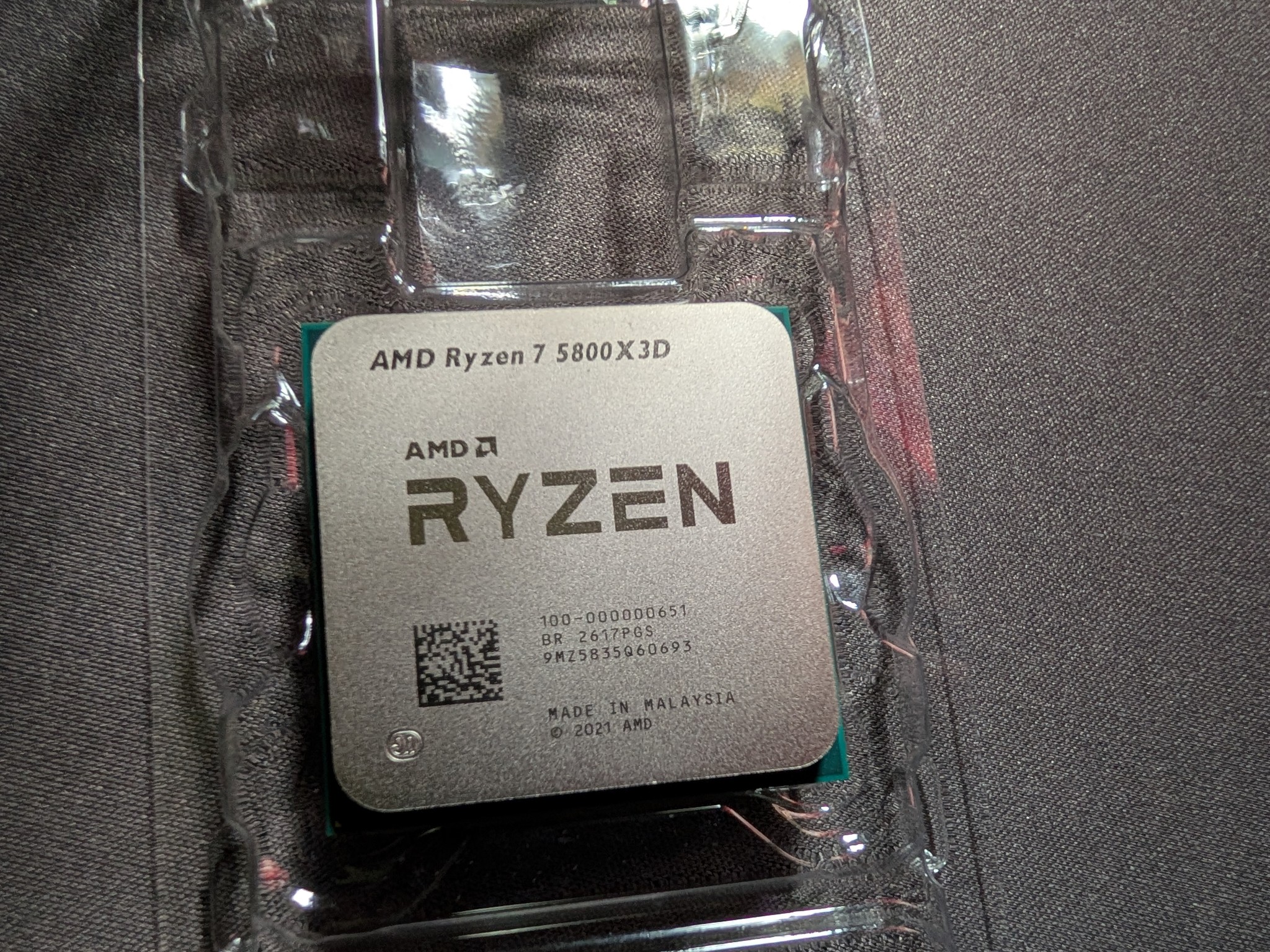 AMD Ryzen 7 5800X3D