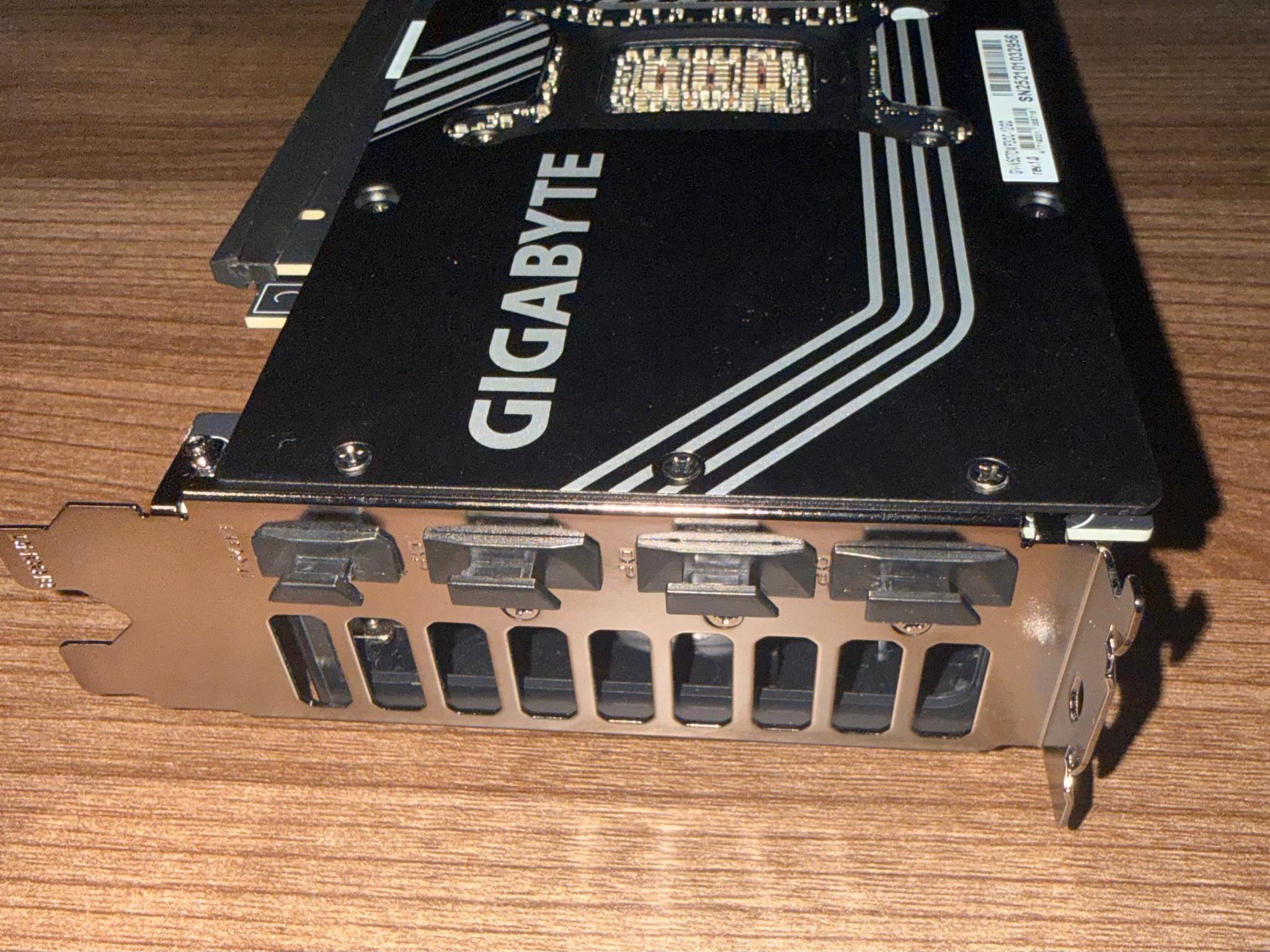 GIGABYTE GeForce RTX 5070 WINDFORCE OC SFF 12G