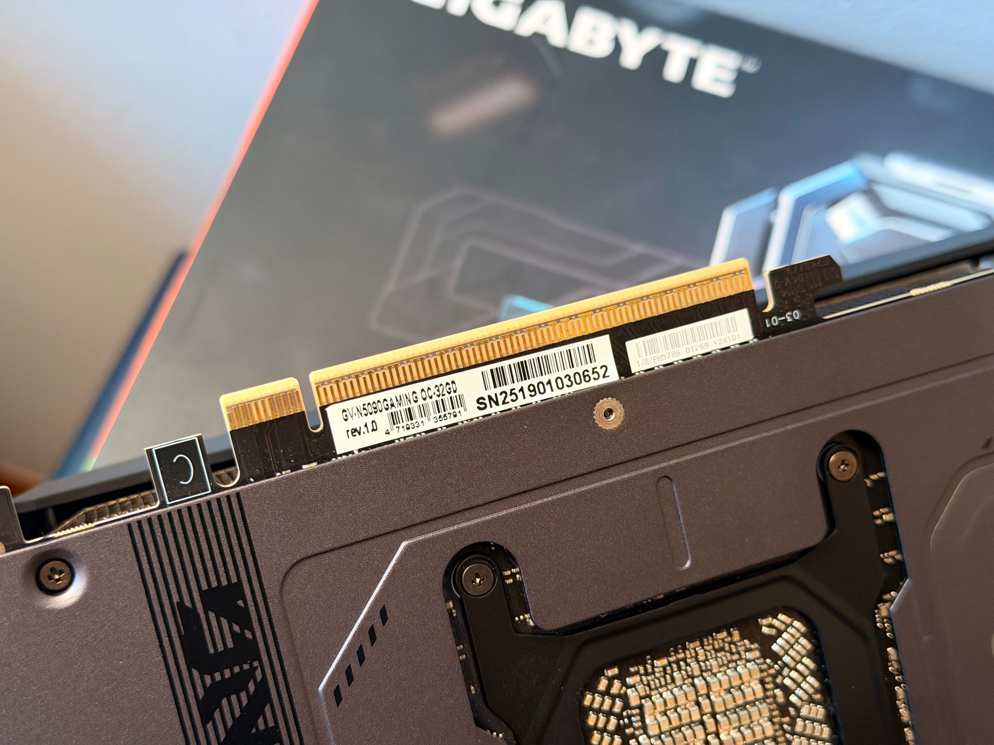 Barely Used GIGABYTE GeForce RTX 5090 GAMING OC 32GB