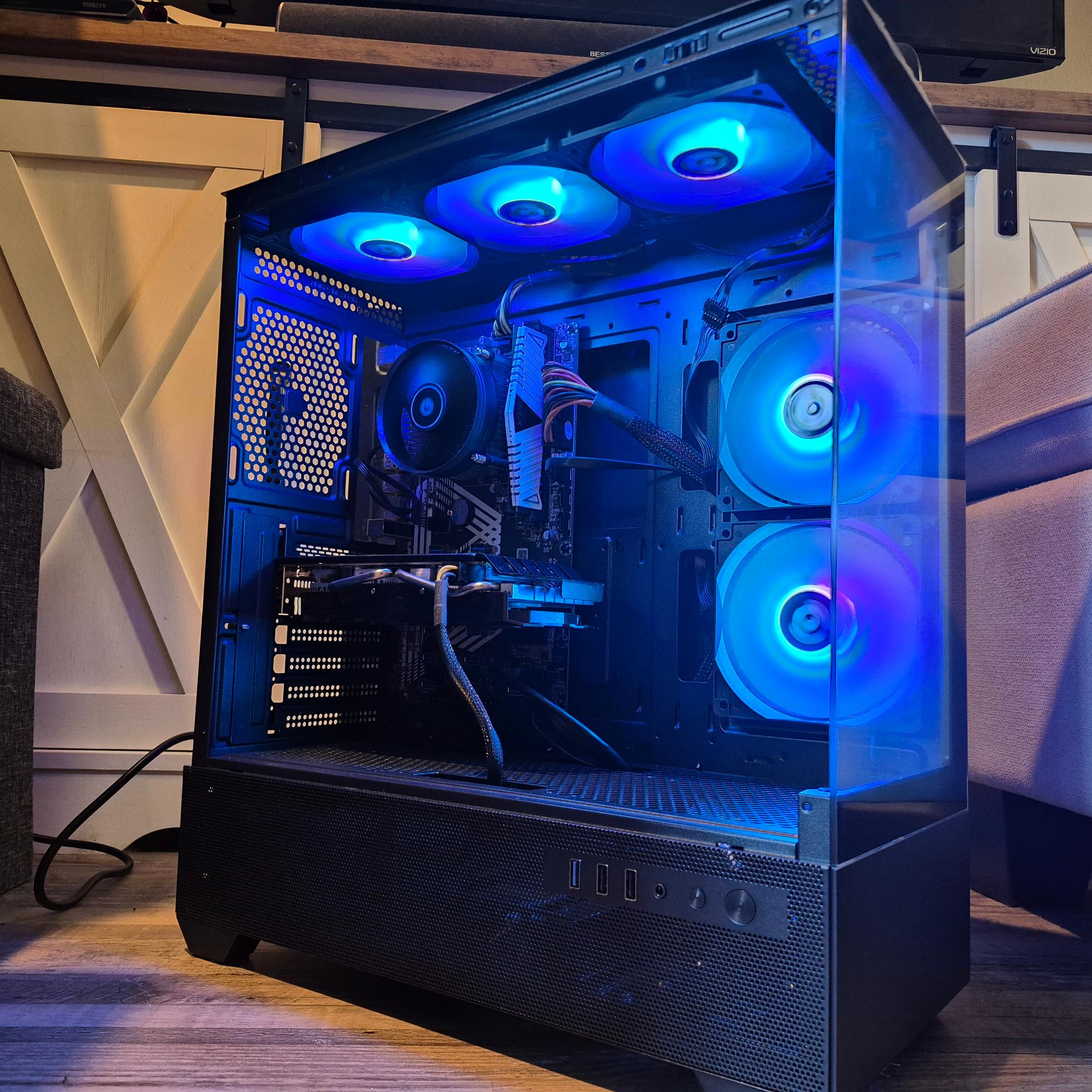 i5-7th Gen, RX 580 8GB 2048SP, 16GB RAM, 512GB SSD, Win11 X Lite
