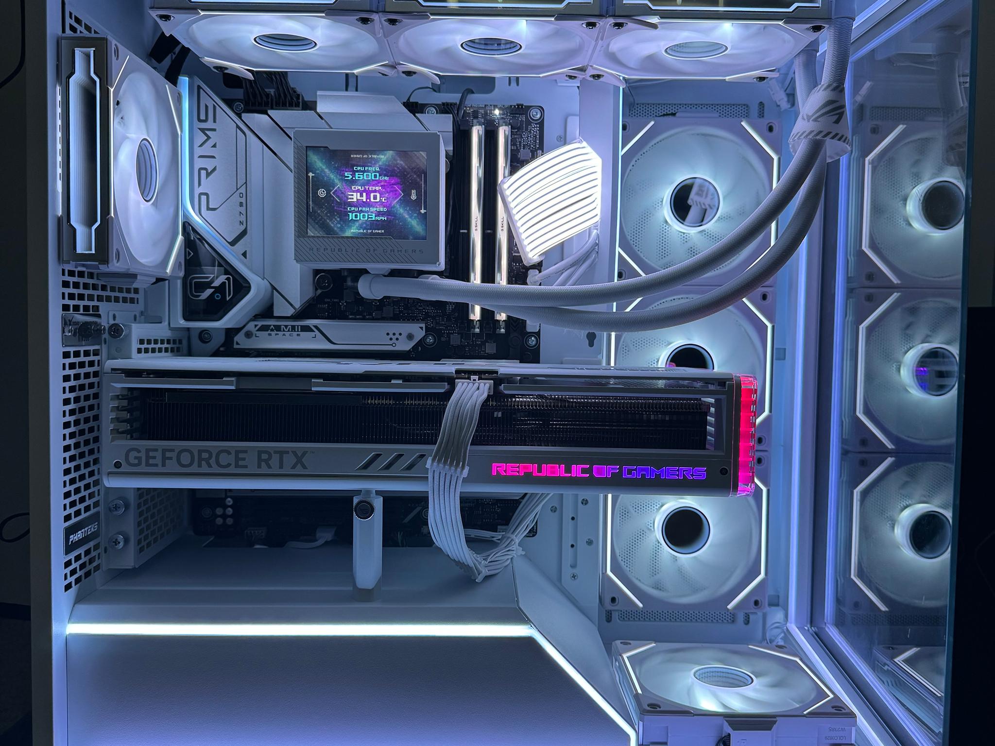 RTX 4090|❄️White Claw⛄️|i9 13900KS| 64GB DDR5 RAM| PRICE CUT FROM $3799 to $3399 WEEKEND SALE ONLY