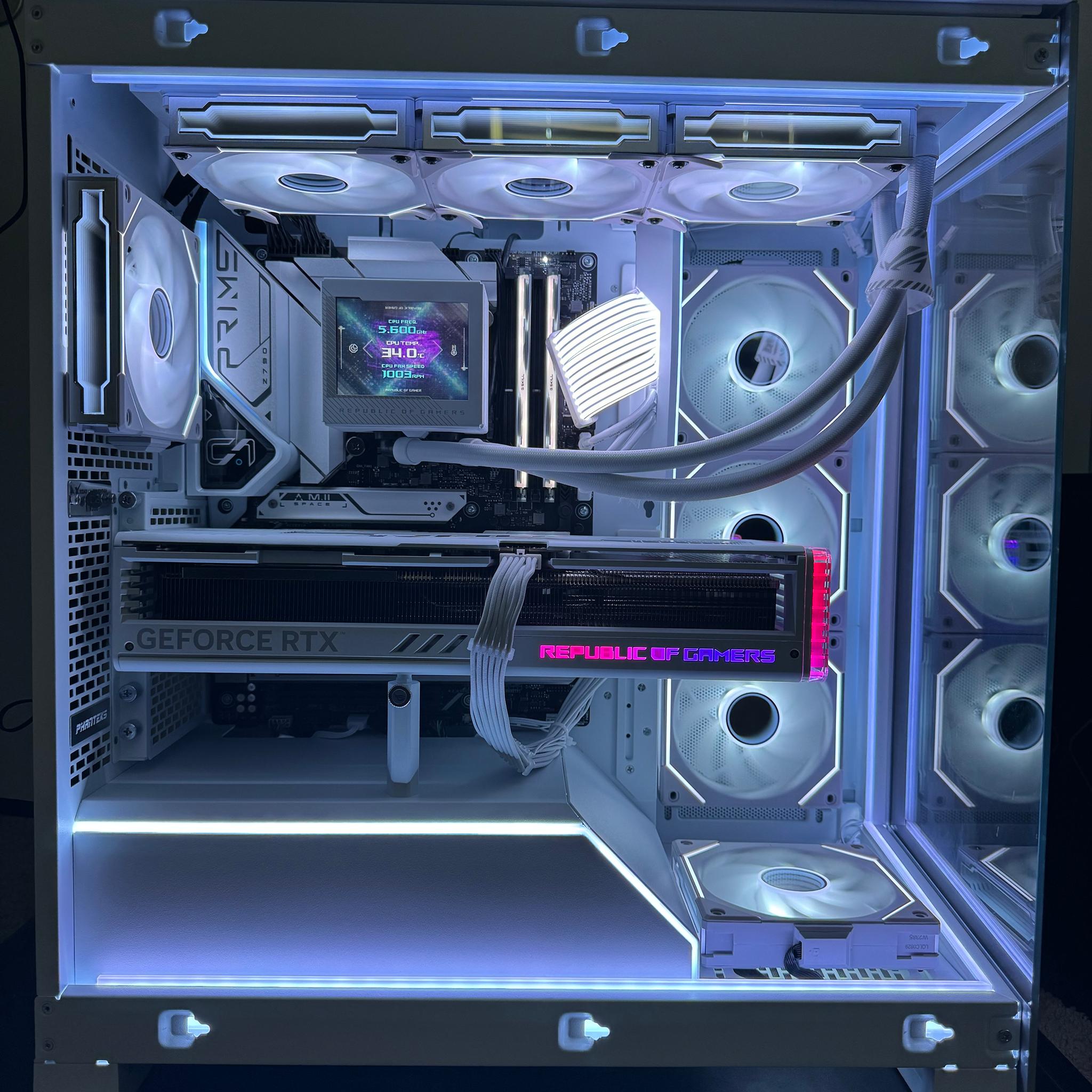 RTX 4090|❄️White Claw⛄️|i9 13900KS| 64GB DDR5 RAM| PRICE CUT FROM $3799 to $3399 WEEKEND SALE ONLY