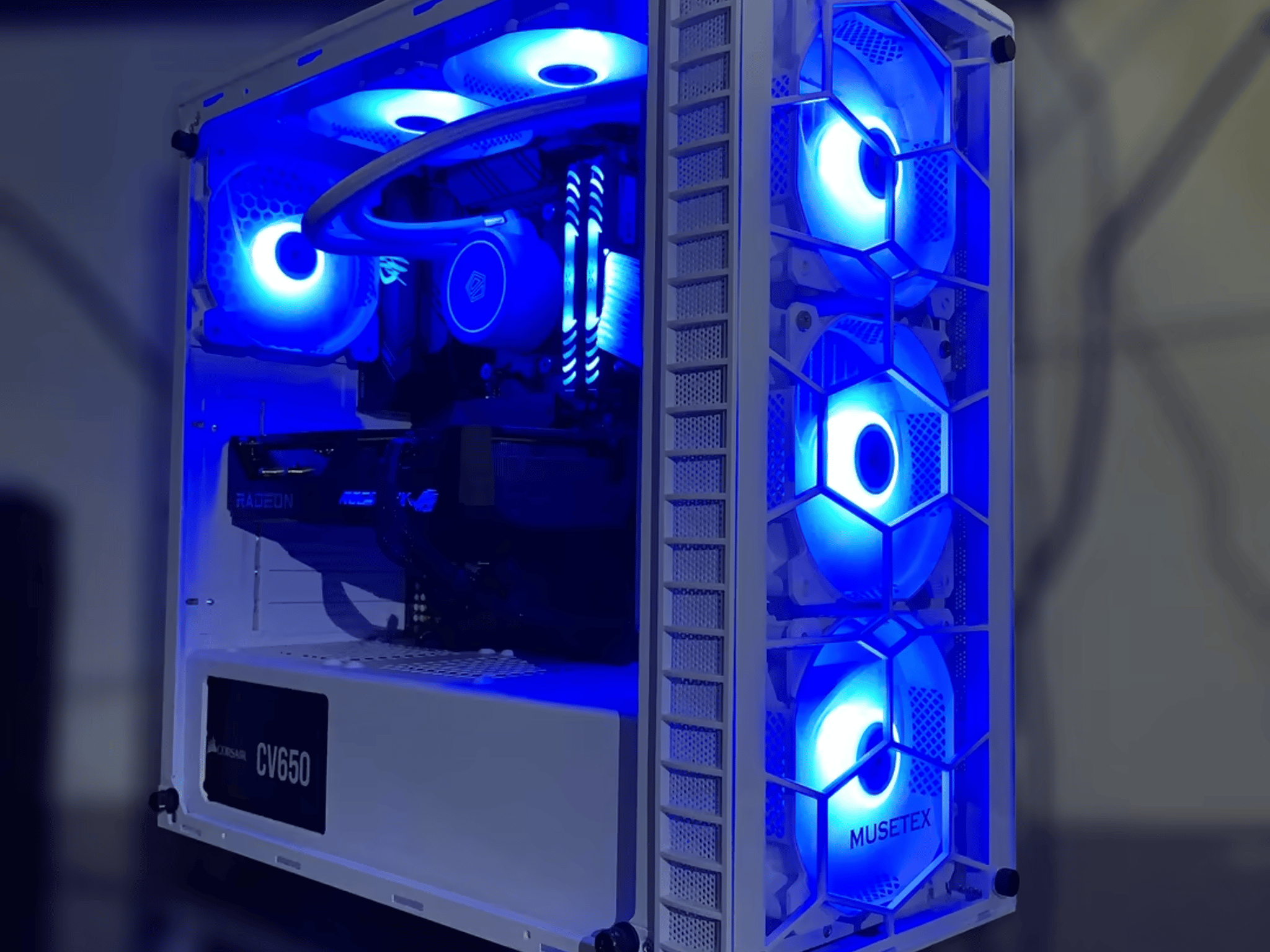 Mid Ranged Gaming Streaming Pc, R7 5800x, RX 6600XT 