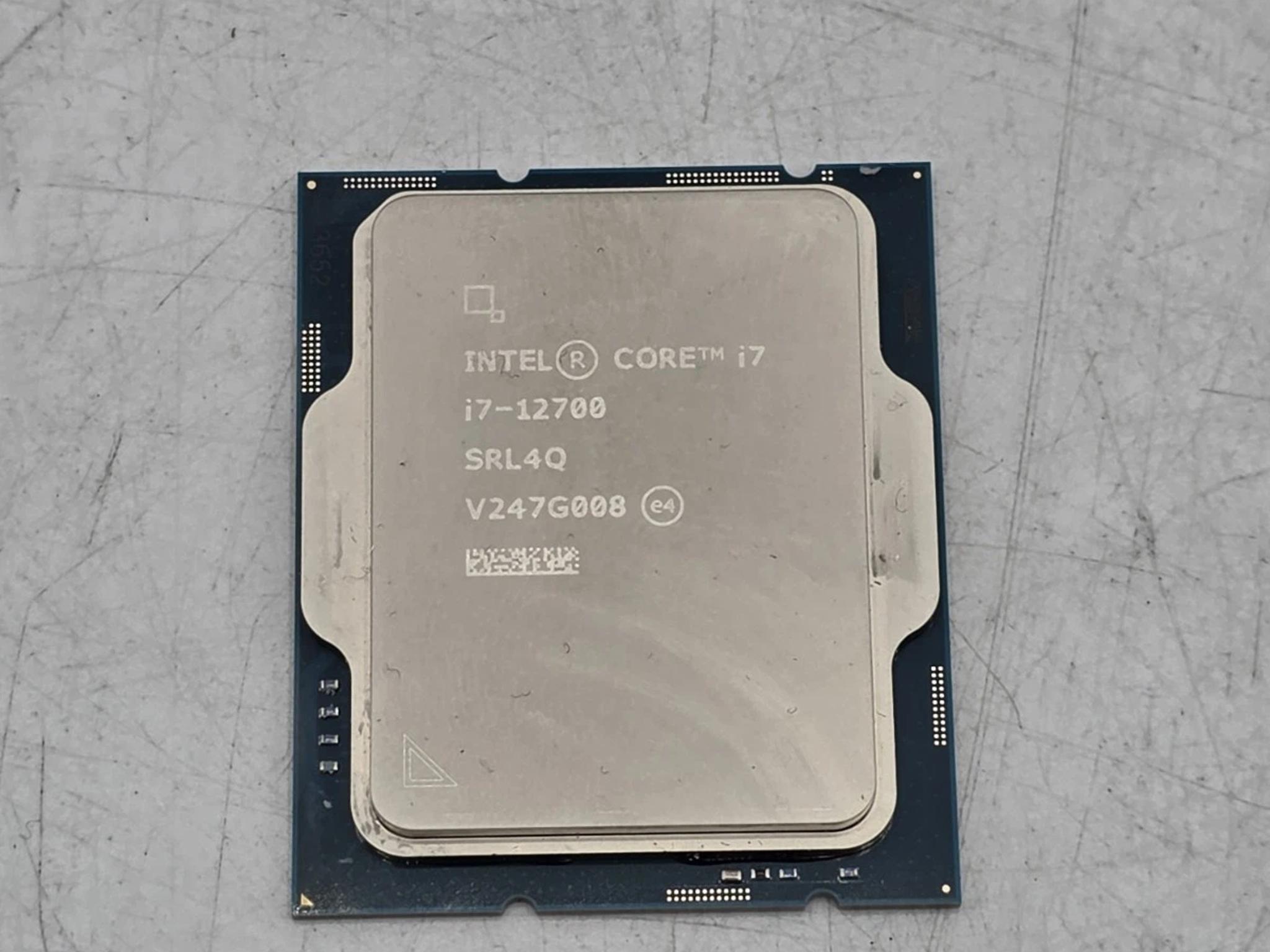 Intel Core i7-12700