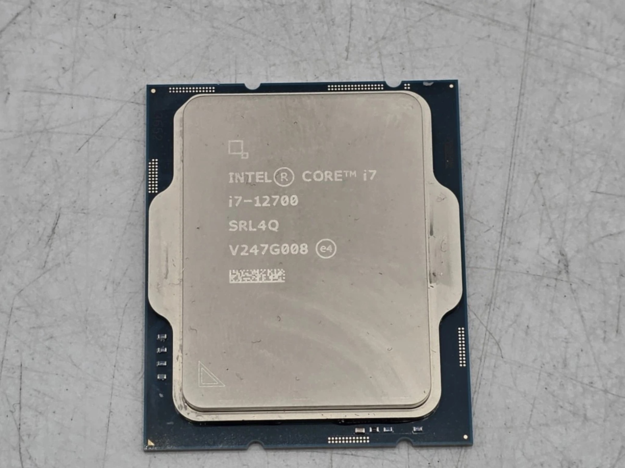 Intel Core i7-12700