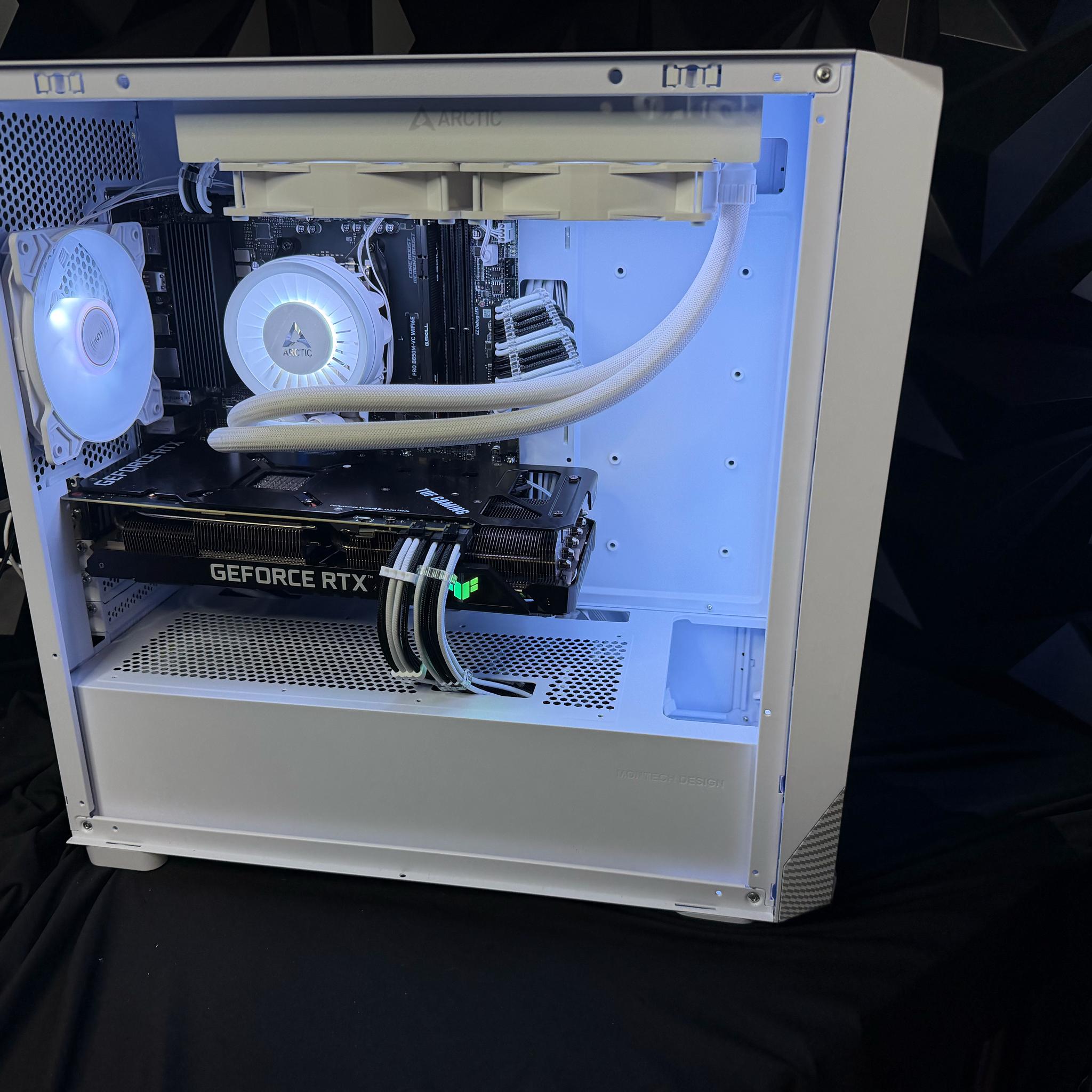 ❄️🖤 ARCTIC CARBON 7570Ti 🖤❄️ Ryzen 5 7500X3D| RTX 3070Ti| 32 GB DDR5| 1.25 TB NVMe| 750W PSU