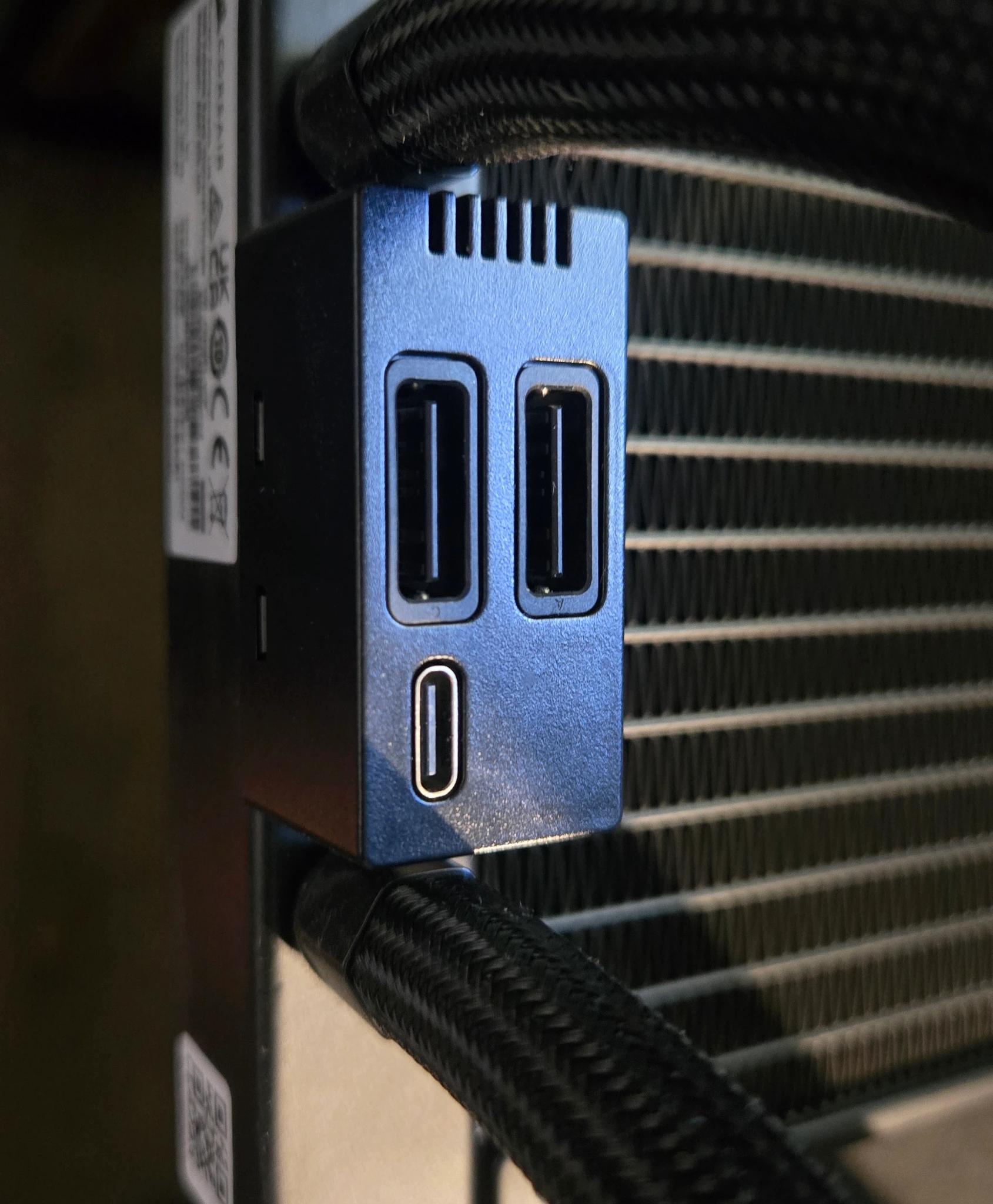 Corsair iCue Link H150i RGB