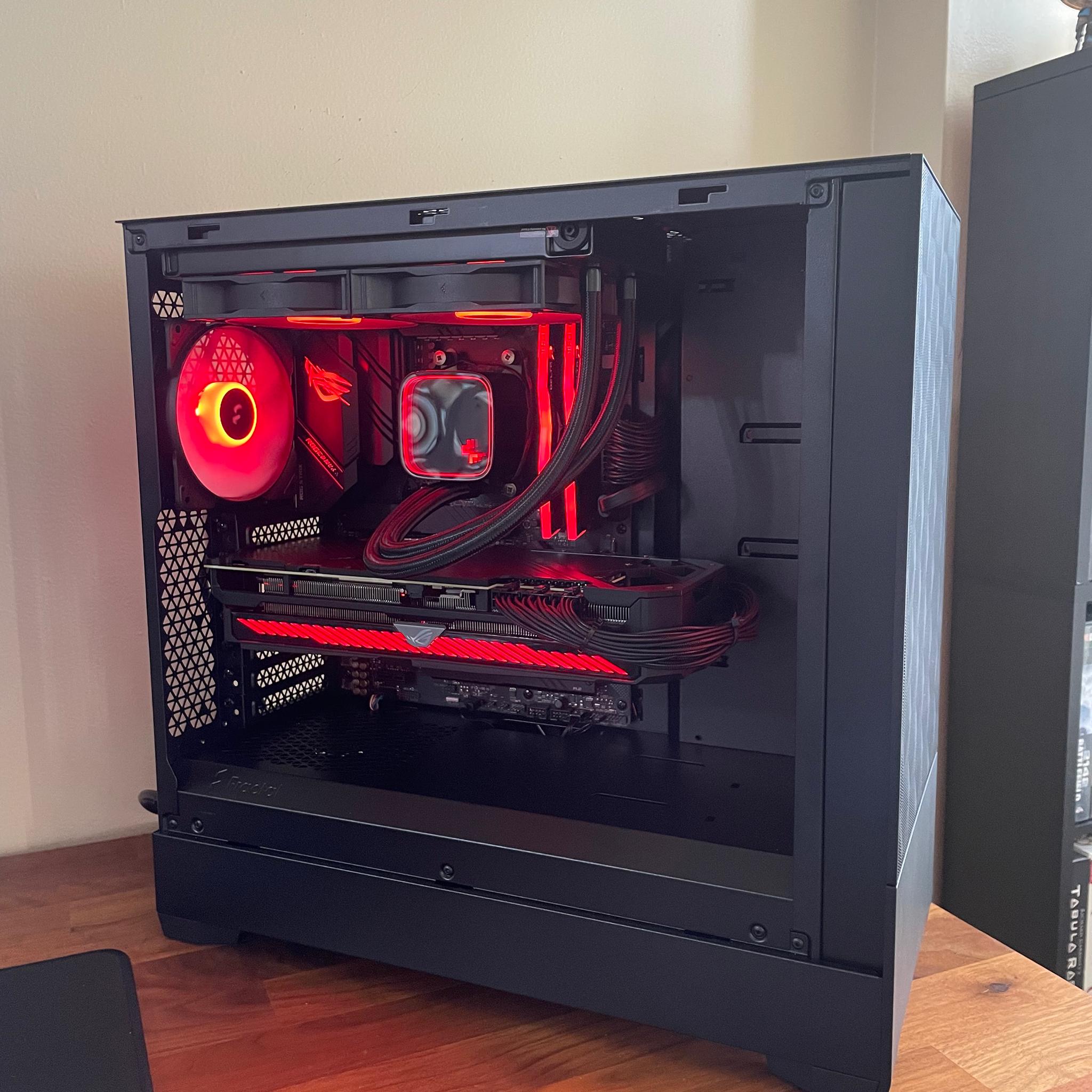 RTX 3070ti | Ryzen 5 5600 | 32GB DDR4 | ROG Custom Build