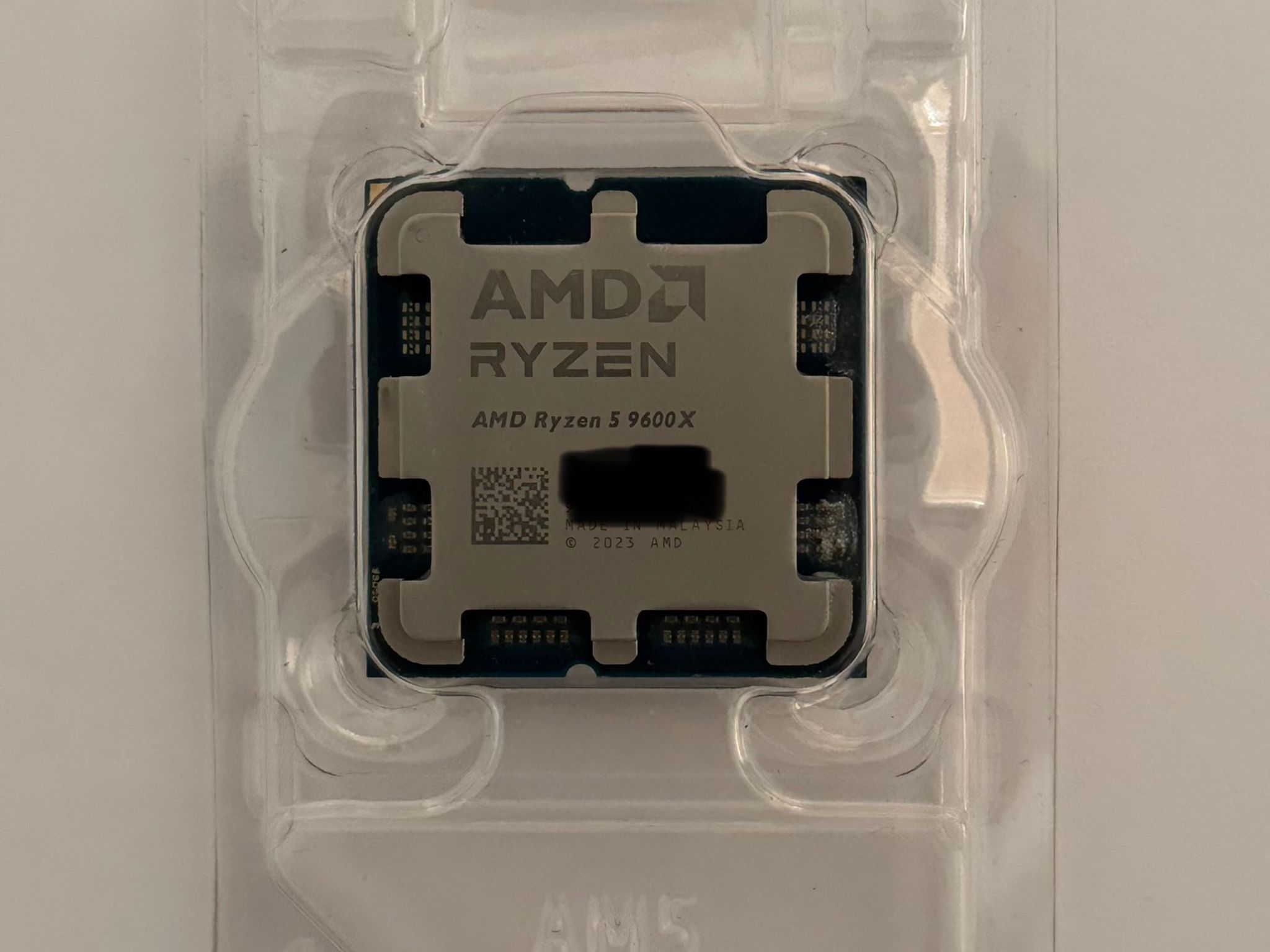 AMD Ryzen™ 5 9600X 6-Core, 12-Thread Unlocked Desktop Processor