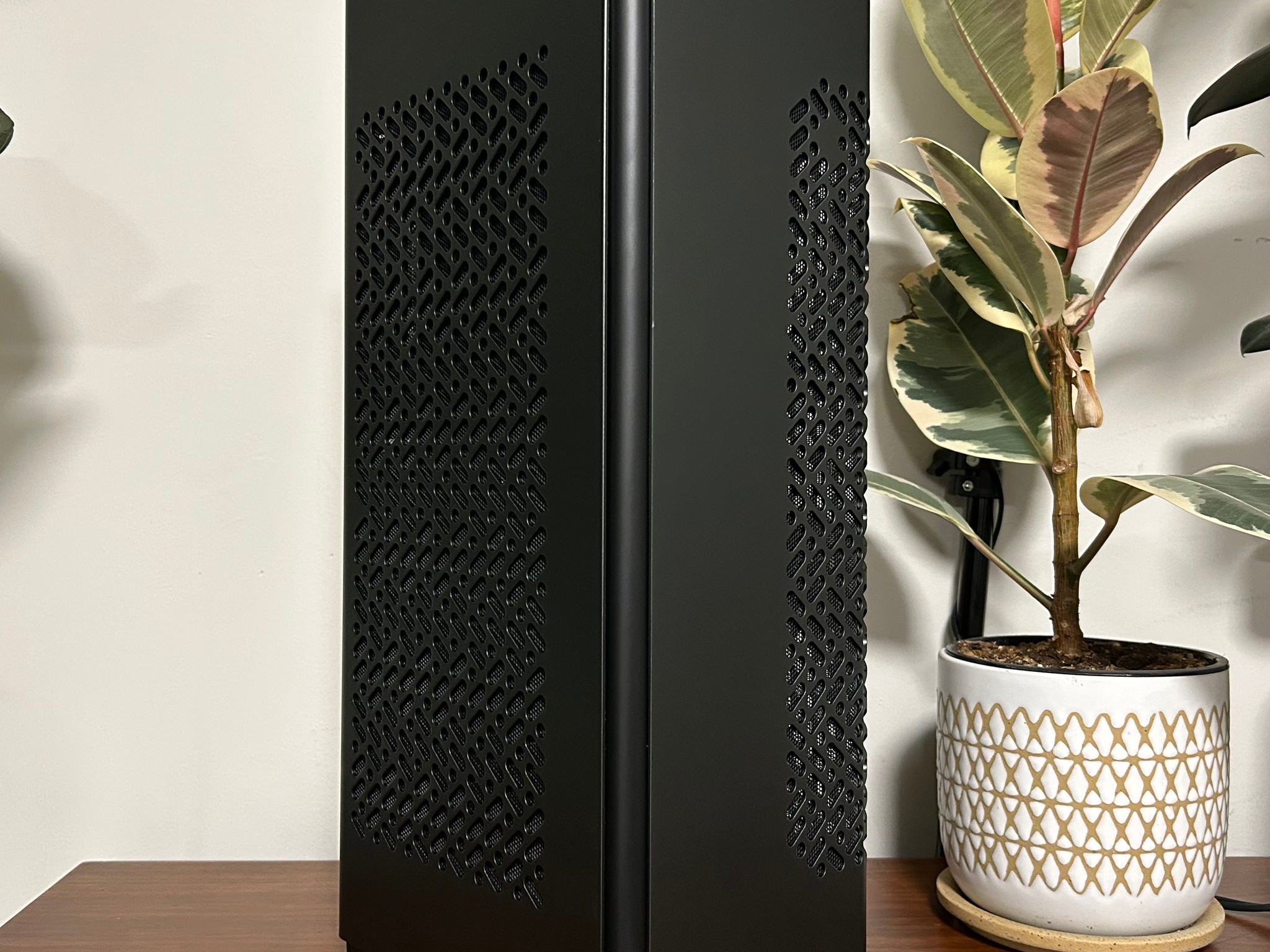 RTX 5080 | Ryzen 7 9800X3D | 32GB DDR5-6000 | 2TB Gen4 NVMe | NCORE 100 MAX | 850W Gold
