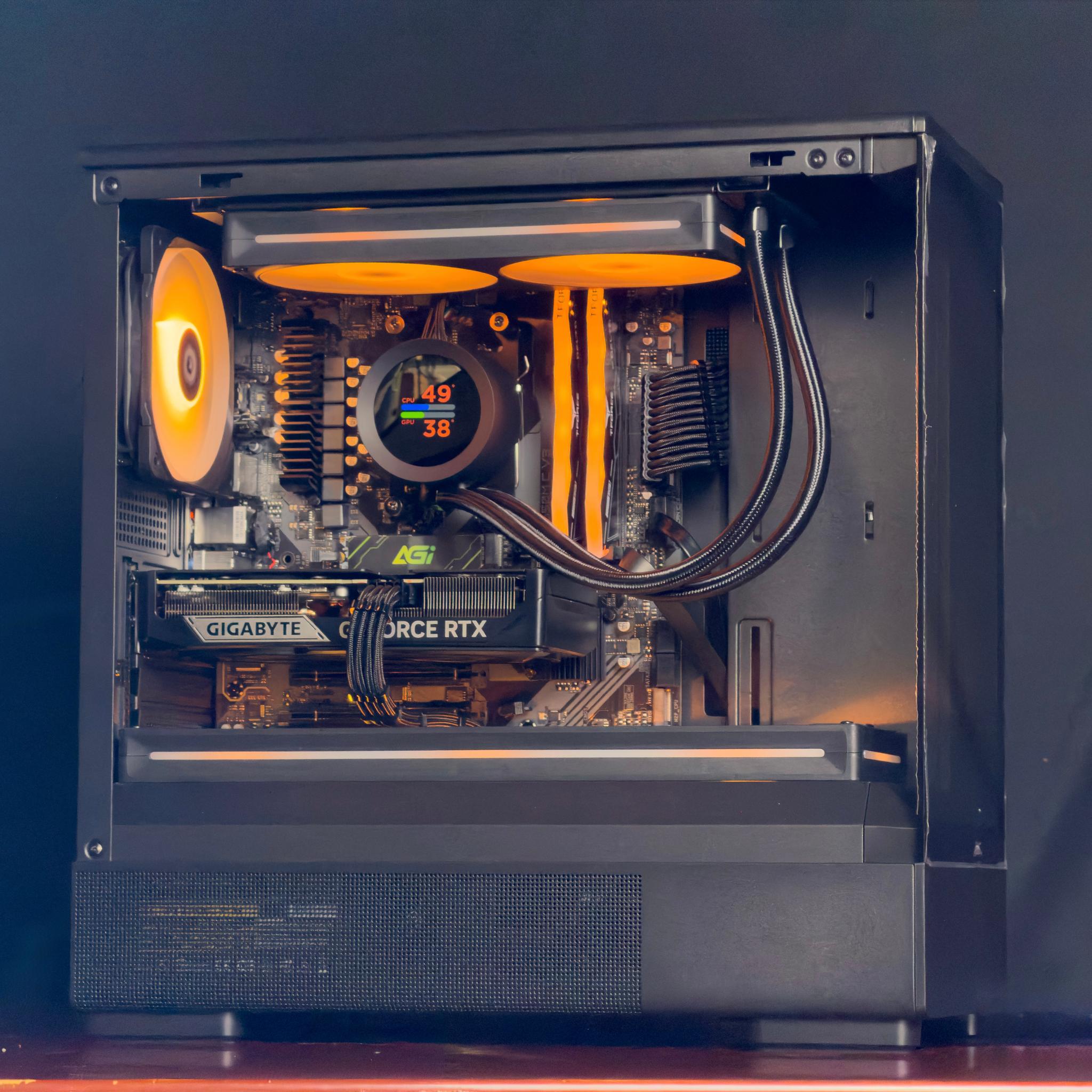 Lumenforge | RTX 5060ti 16gb | R5 7600x | RGB 16gb DDR5 | 1TB SSD