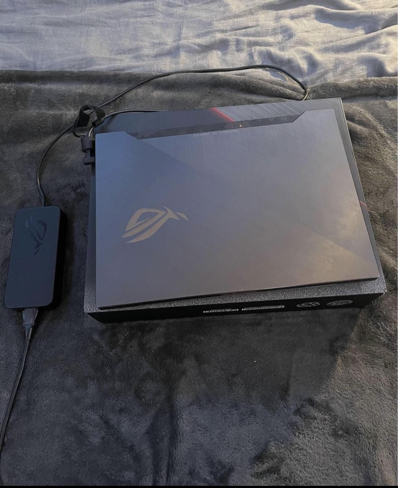 ASUS GL504G STRIX