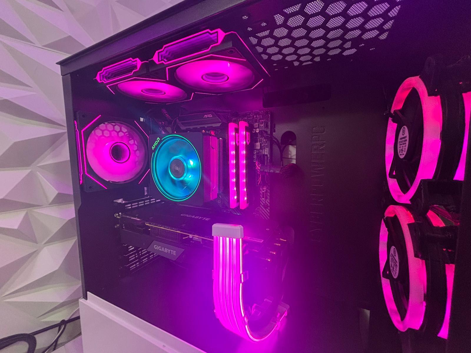 ⚪️ Clean White Gaming Rig | Ryzen 7 3700X | RTX 2070 Super | 32GB RAM | 1TB SSD