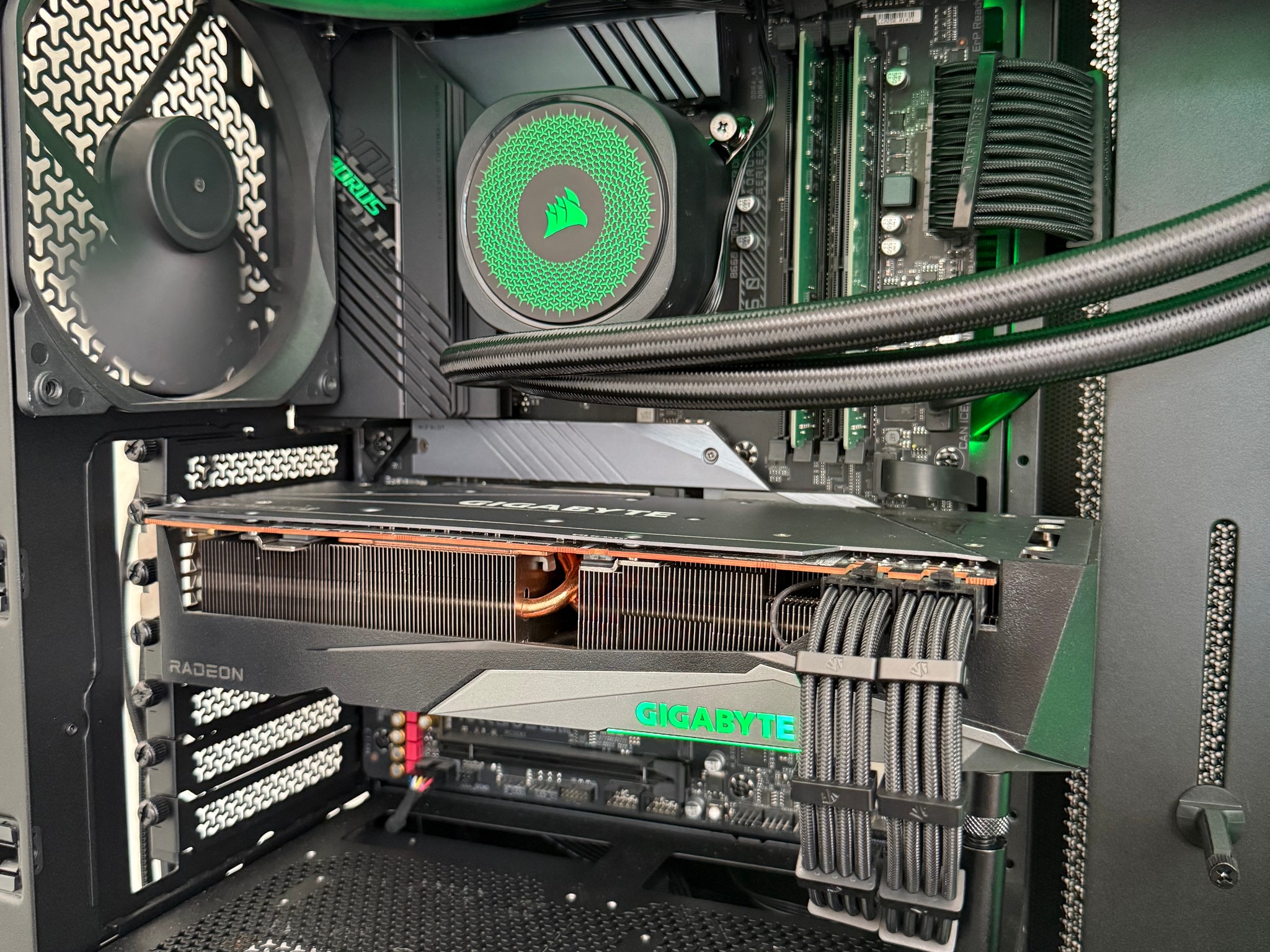 1440p Gaming PC - RX 6800 XT | i5-12600KF | 32GB RAM | 1TB NVMe