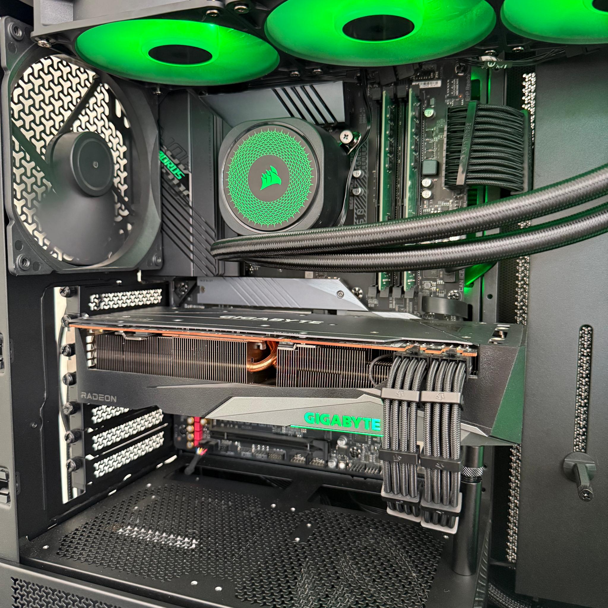 1440p Gaming PC - RX 6800 XT | i5-12600KF | 32GB RAM | 1TB NVMe