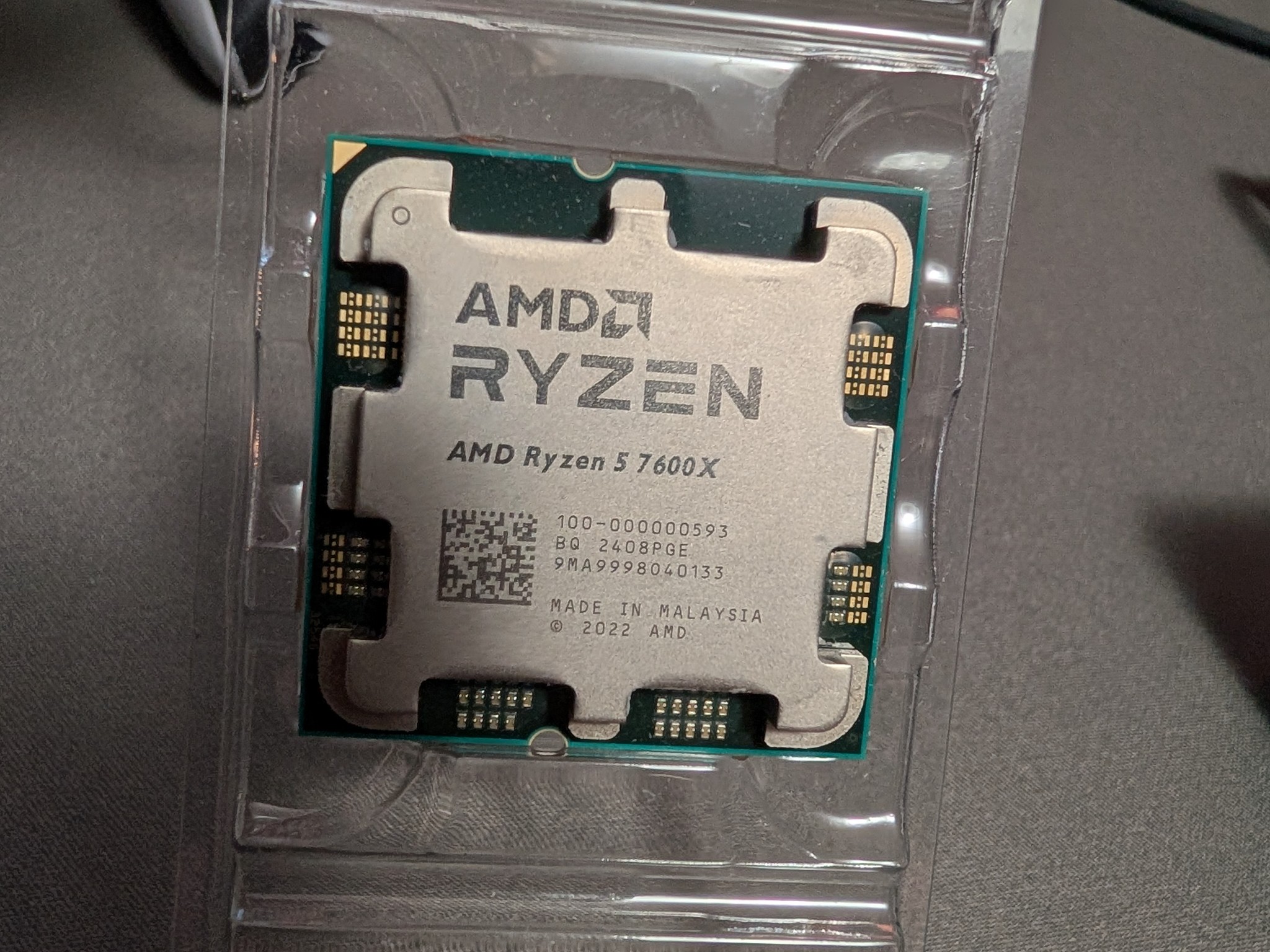 AMD Ryzen 5 7600X