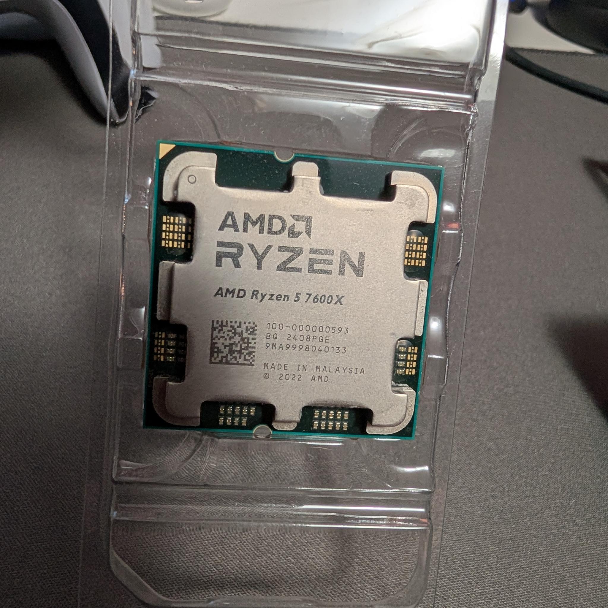AMD Ryzen 5 7600X