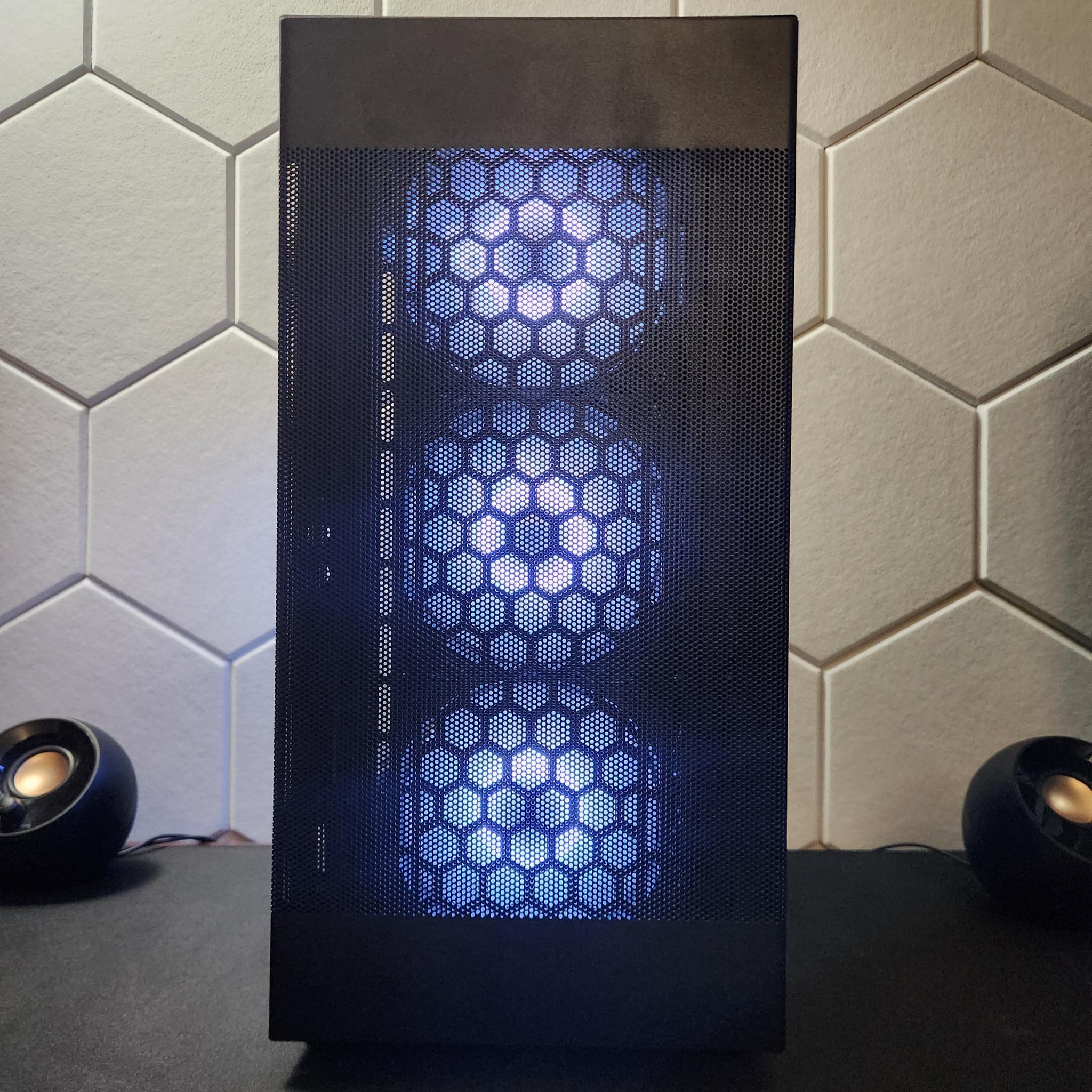 "Entry Level 1440p Gaming PC" RX 9060 XT 8GB | Ryzen 7 3700X | 32gb DDR4 3200Mhz | 1Tb SSD | WIFI+BT